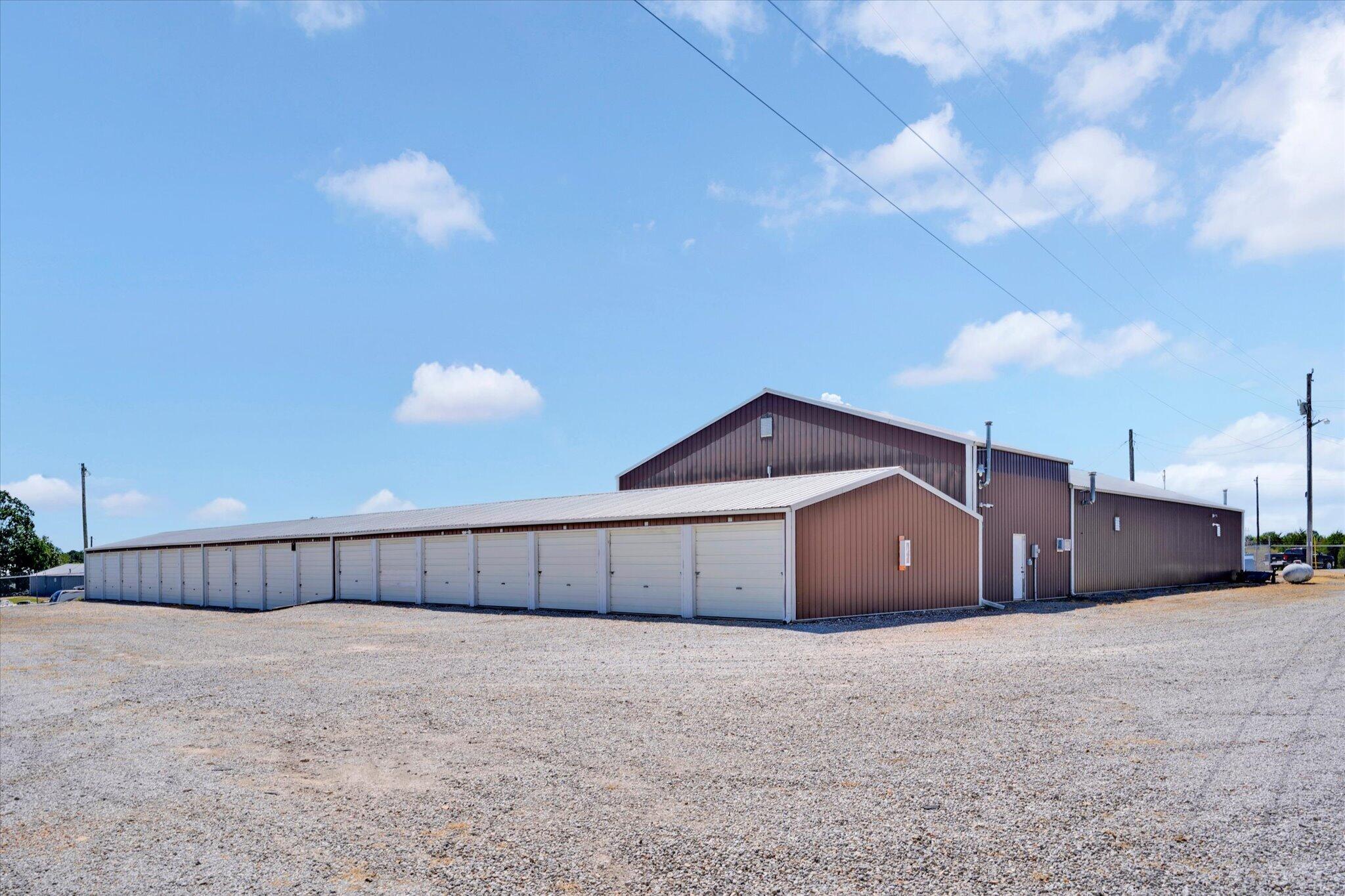 Photo 3 - Commercial Sale for sale – 706/724  Croley Boulevard  Nixa, MO
