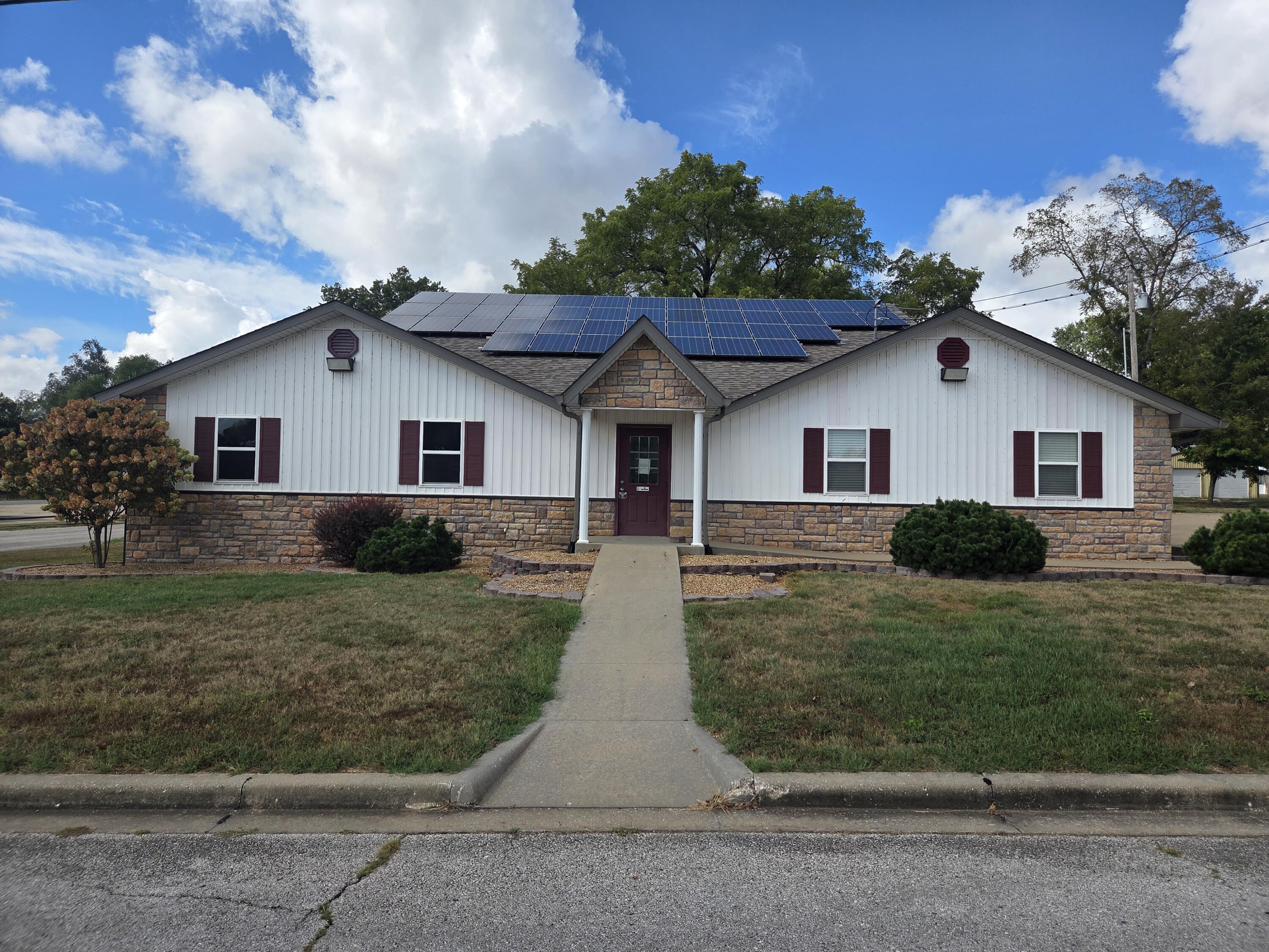 Commercial Sale for sale – 107  Keeling Place  Bolivar, MO