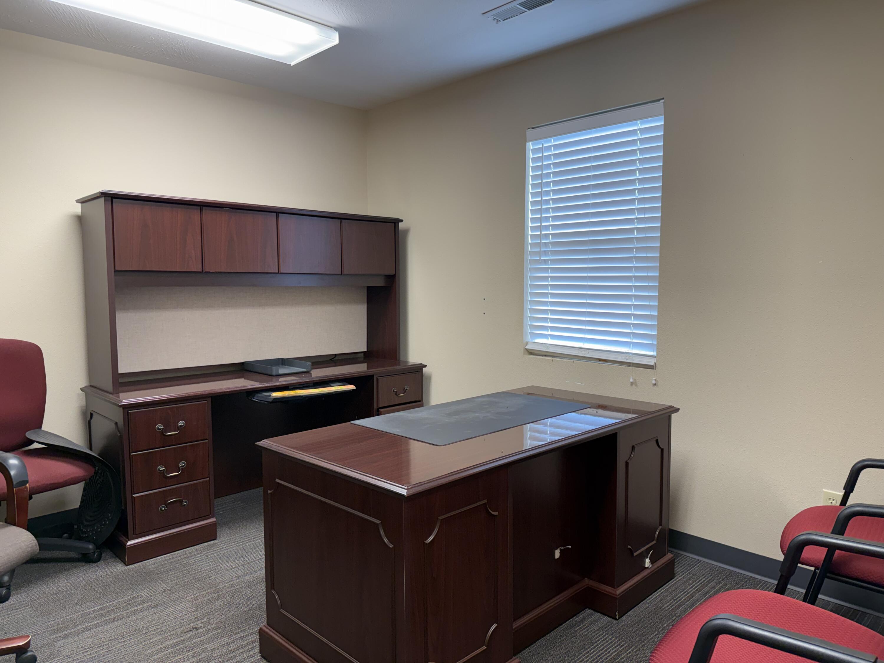 Photo 4 - Commercial Sale for sale – 107  Keeling Place  Bolivar, MO