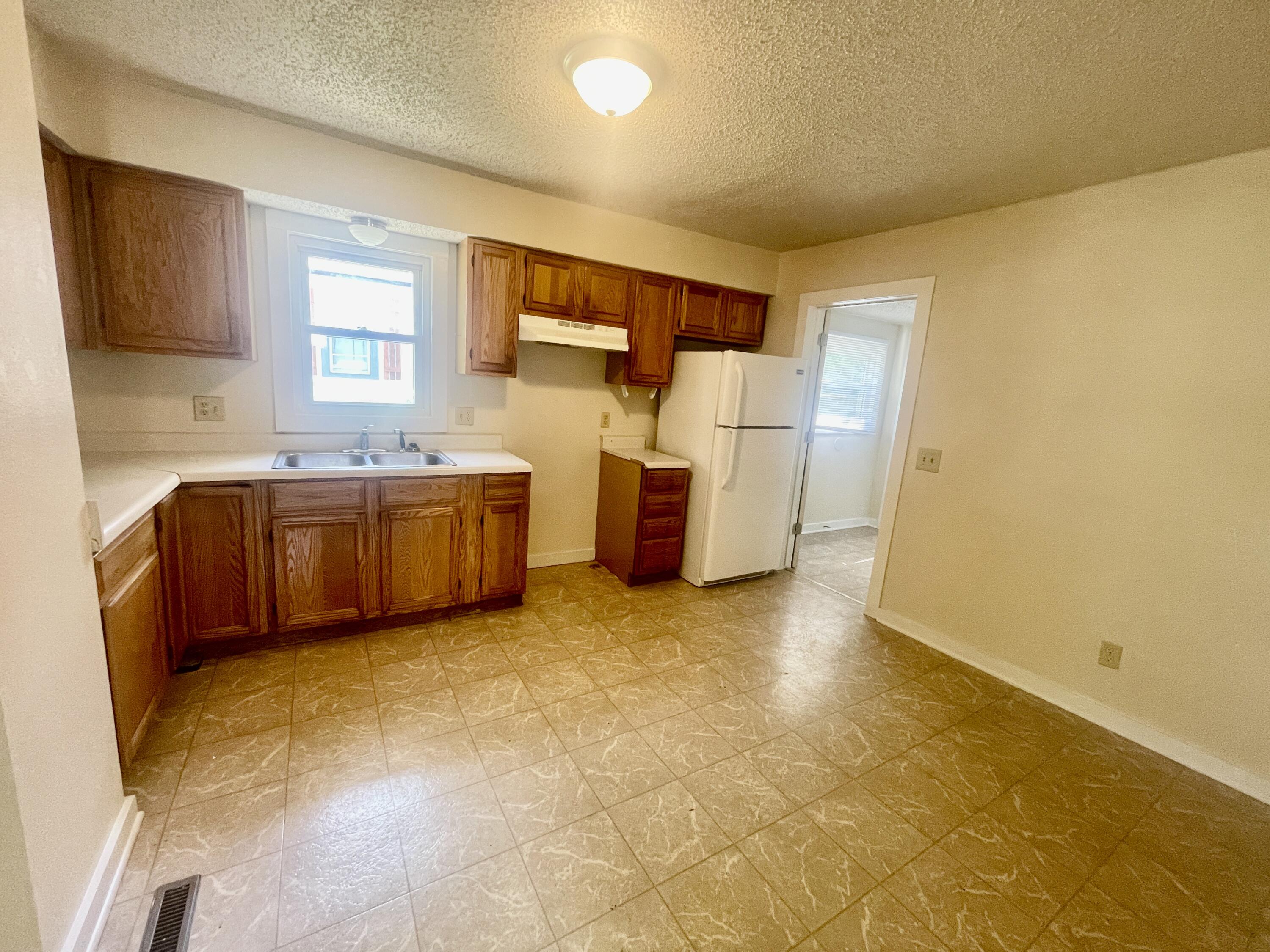 Photo 3 - Residential for sale – 2423 N Fremont Avenue  Springfield, MO