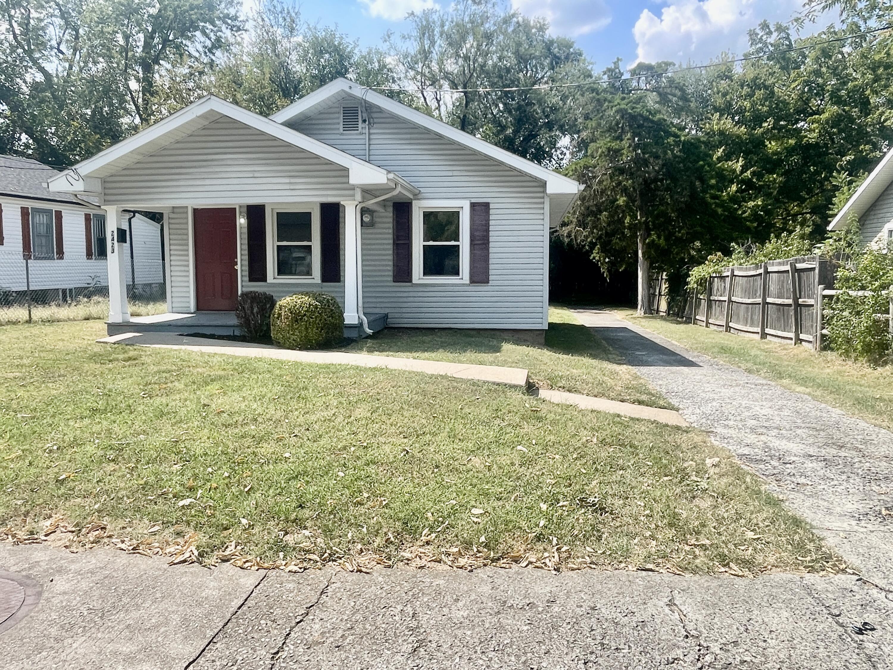 Residential for sale – 2423 N Fremont Avenue  Springfield, MO