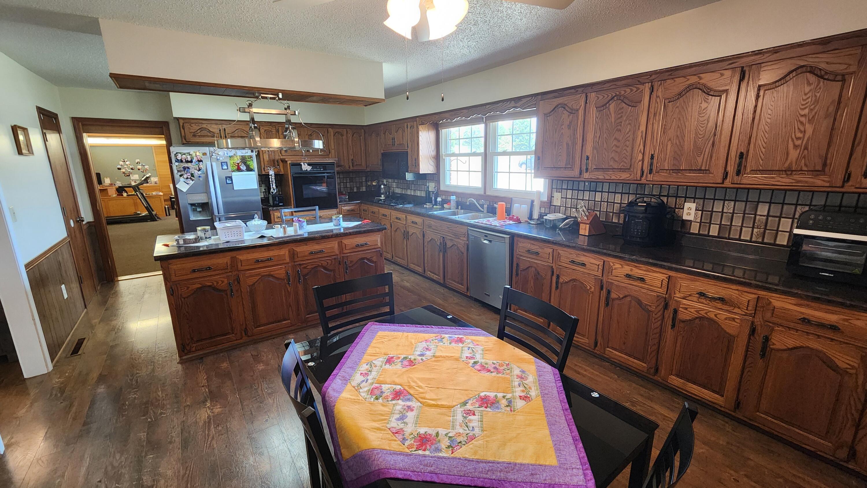Photo 5 - Residential for sale – 15493  Highway A   Phillipsburg, MO