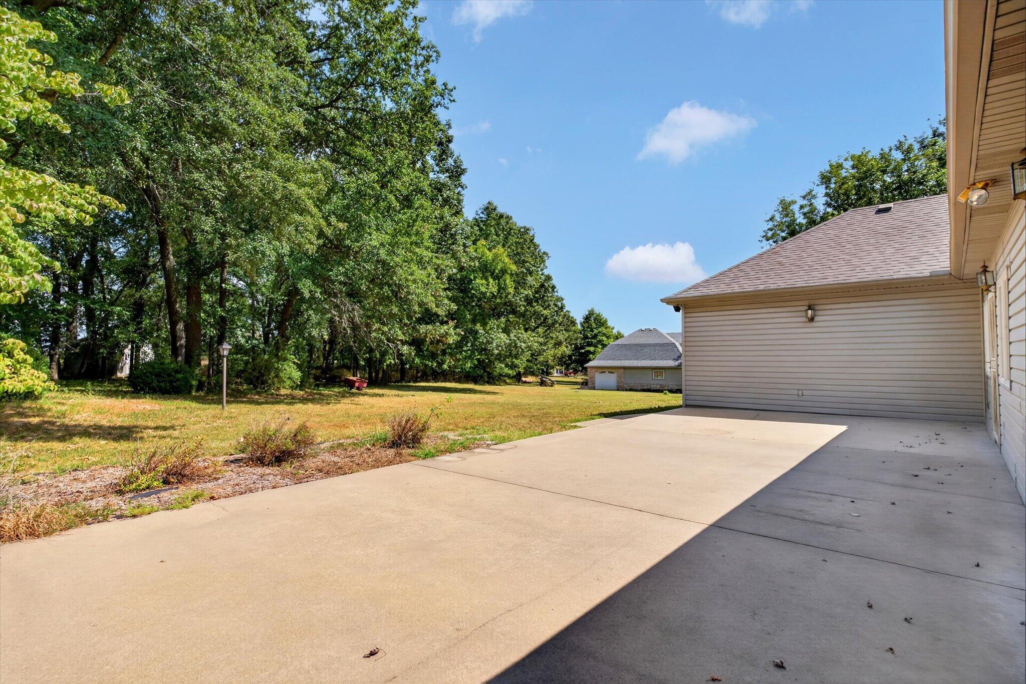 Photo 44 - Residential for sale – 2065 E Thornridge Circle  Bolivar, MO