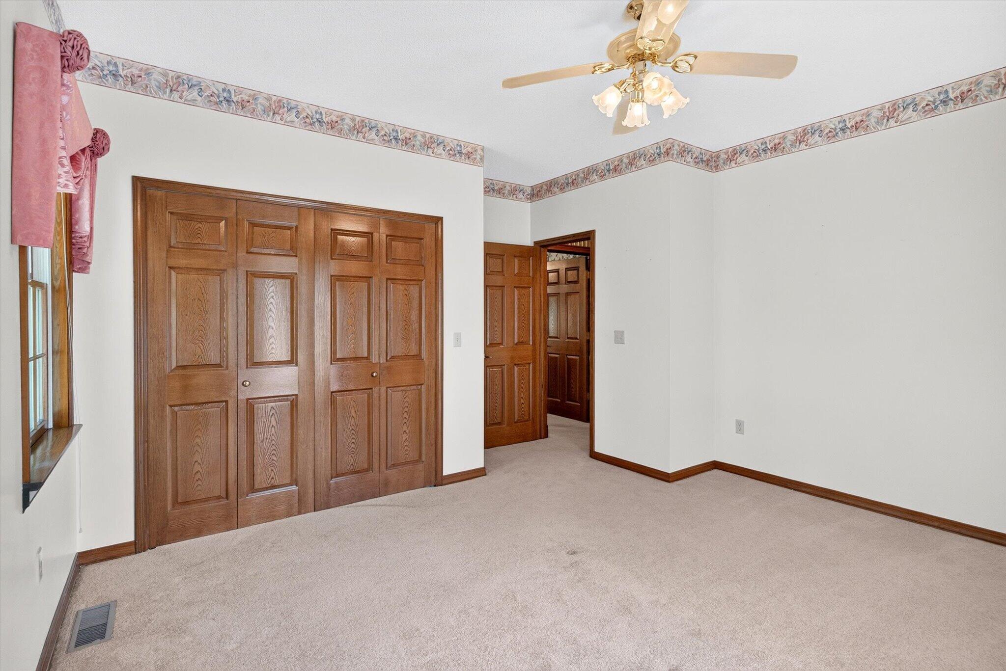 Photo 31 - Residential for sale – 2065 E Thornridge Circle  Bolivar, MO