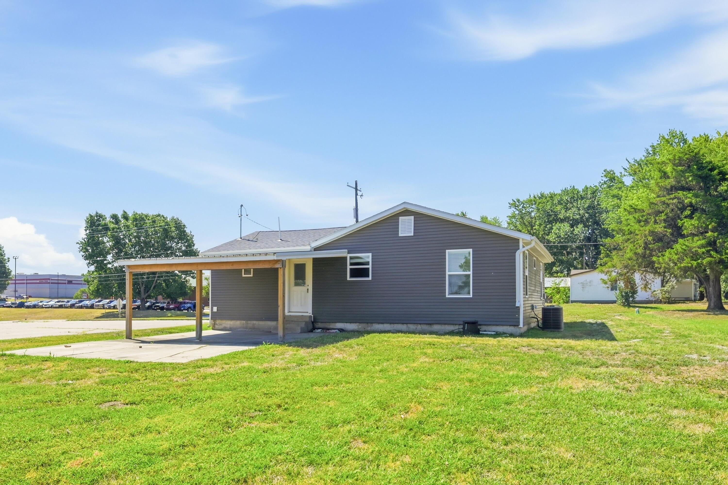Photo 30 - Residential for sale – 1028 W Ashland Street  Nevada, MO