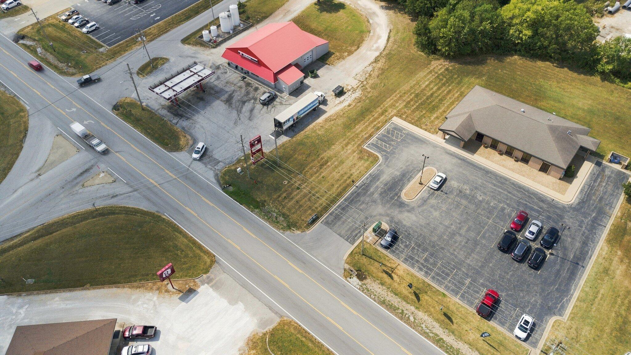 Photo 3 - Commercial Sale for sale – 000  Ash Street  Buffalo, MO