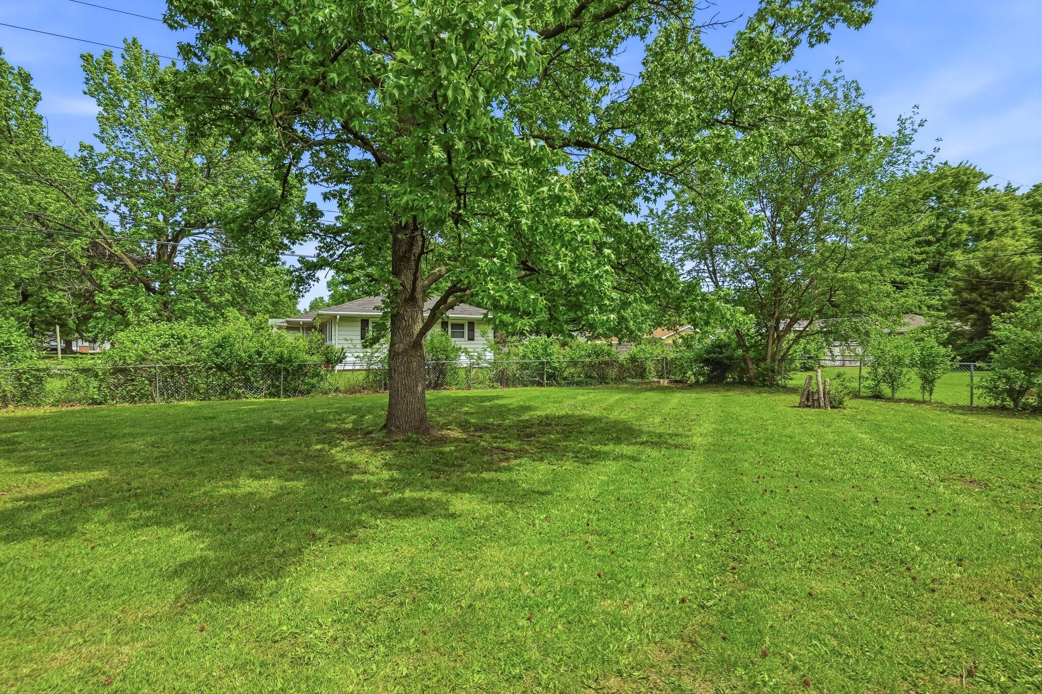 Photo 22 - Residential for sale – 1201 W Edgewood Street  Springfield, MO