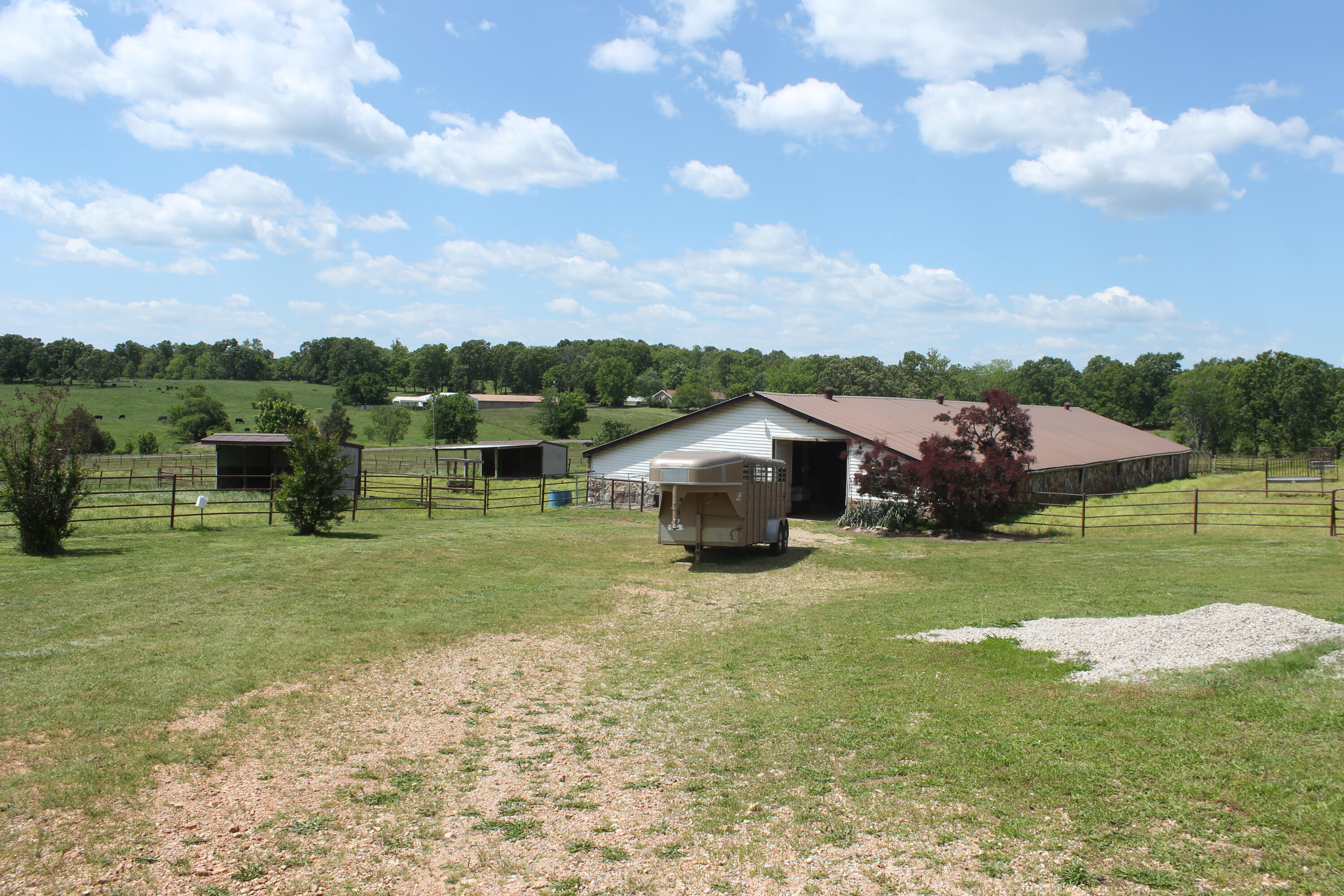 Photo 10 - Farm for sale – 2231  W Highway   Thayer, MO