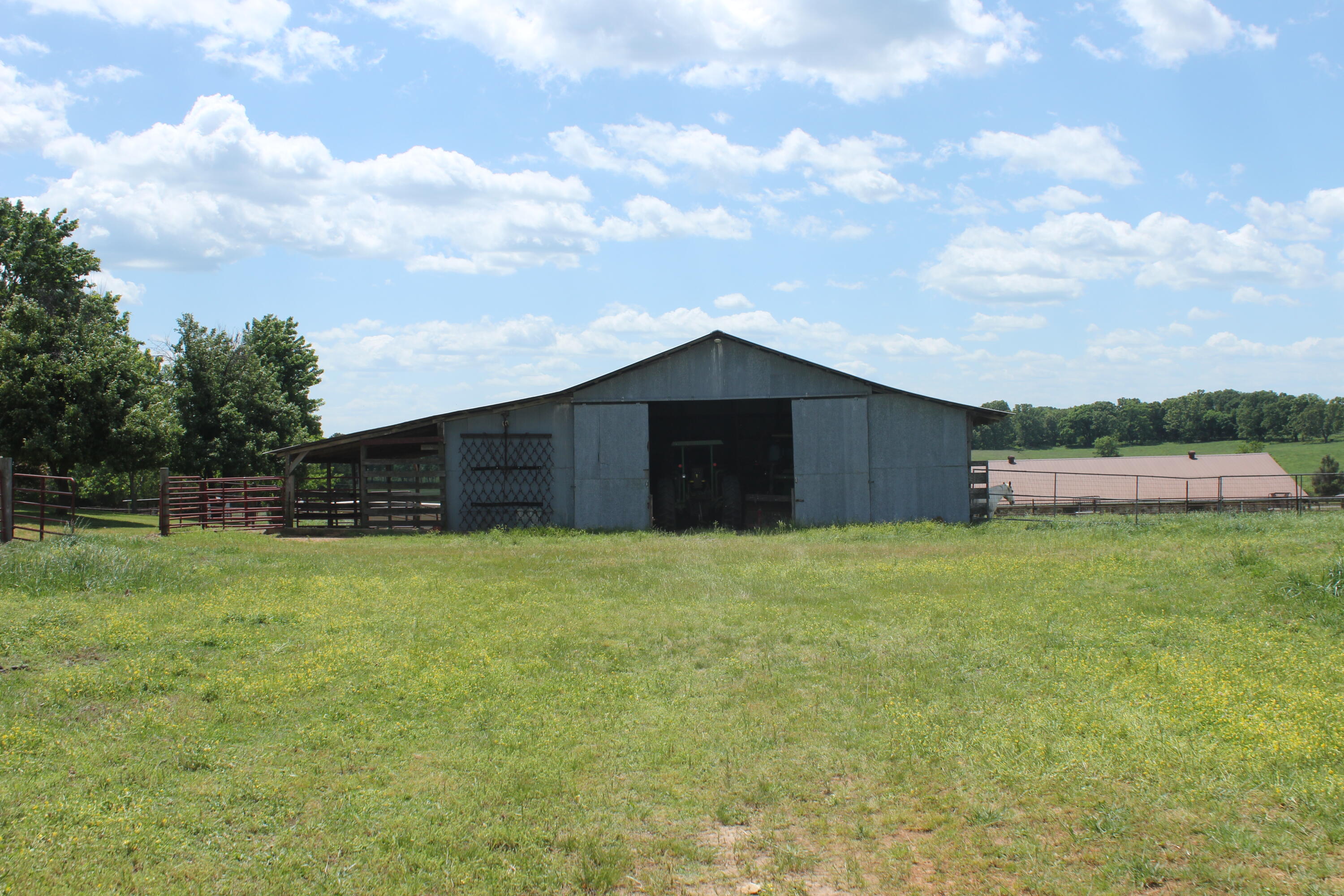 Photo 26 - Farm for sale – 2231  W Highway   Thayer, MO