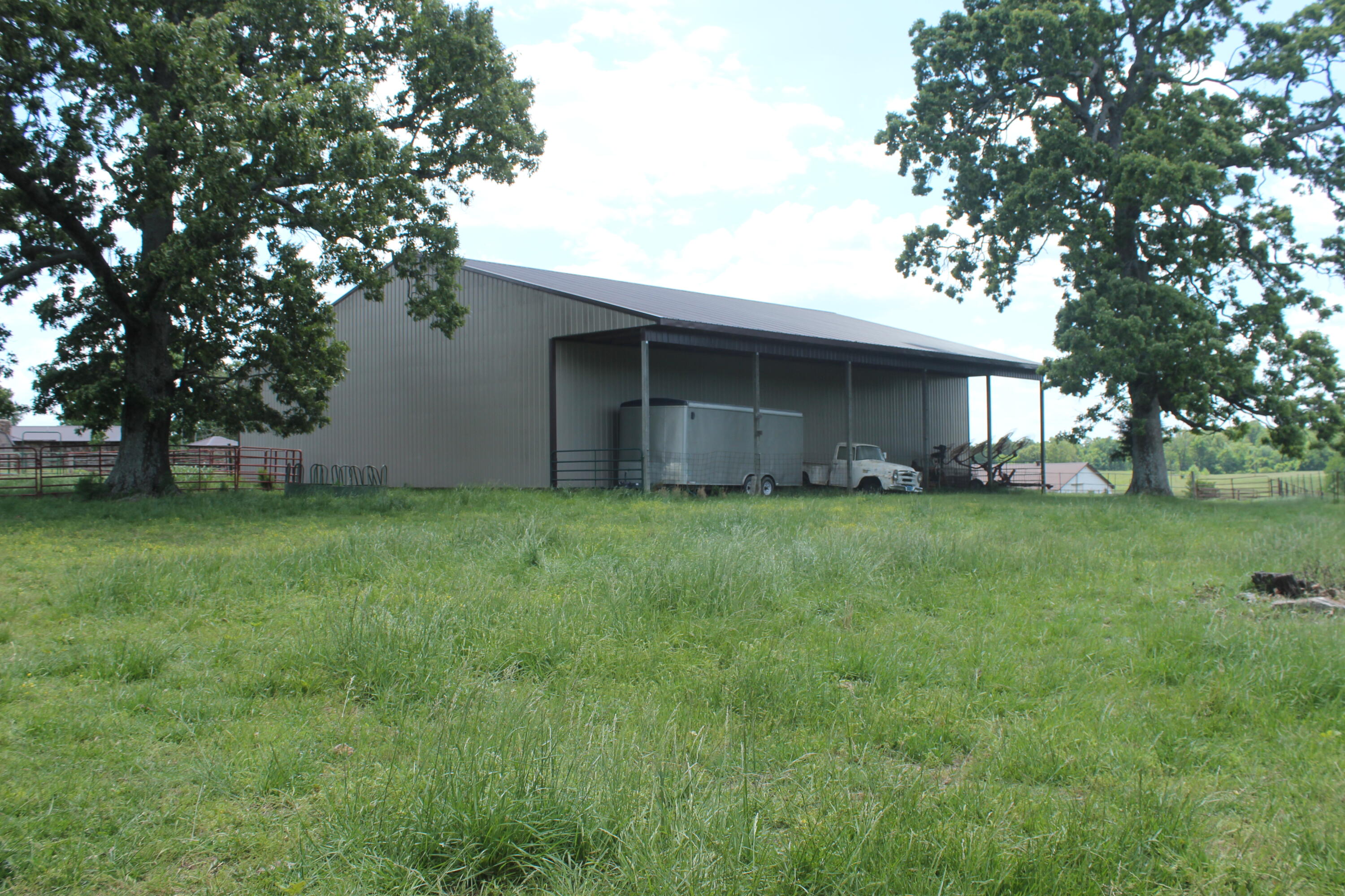 Photo 15 - Farm for sale – 2231  W Highway   Thayer, MO
