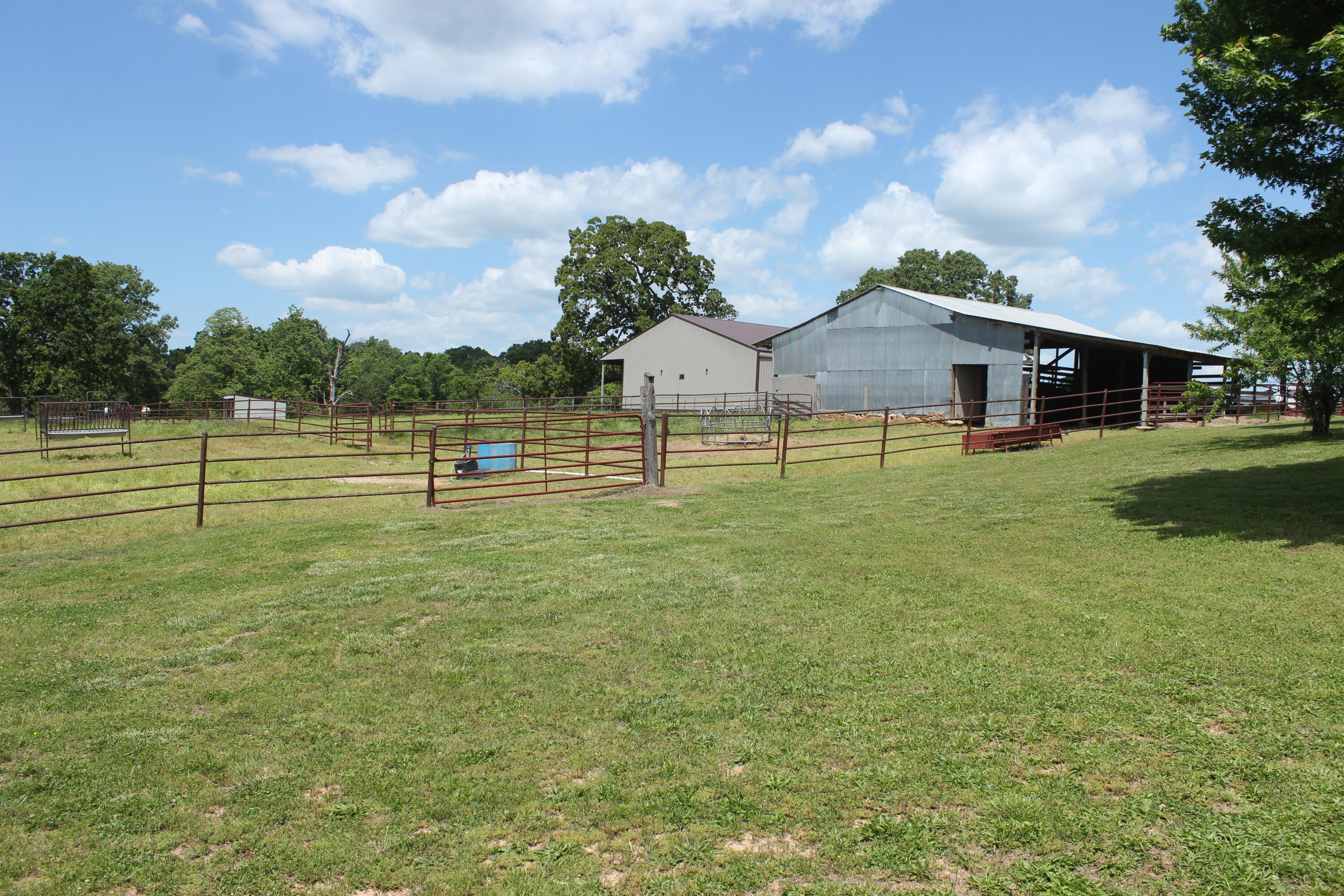 Photo 16 - Farm for sale – 2231  W Highway   Thayer, MO