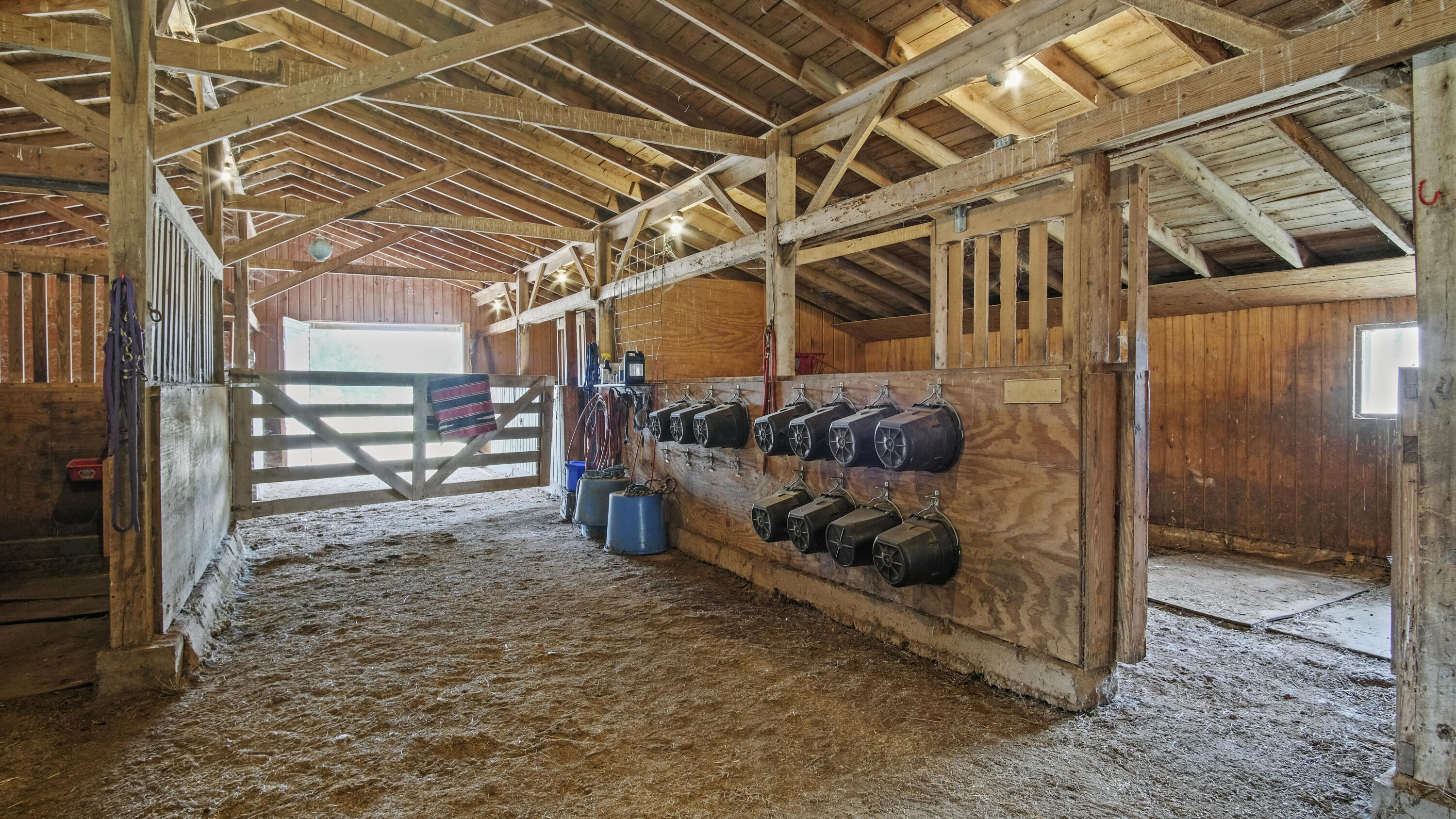 Photo 7 - Farm for sale – 2231  W Highway   Thayer, MO