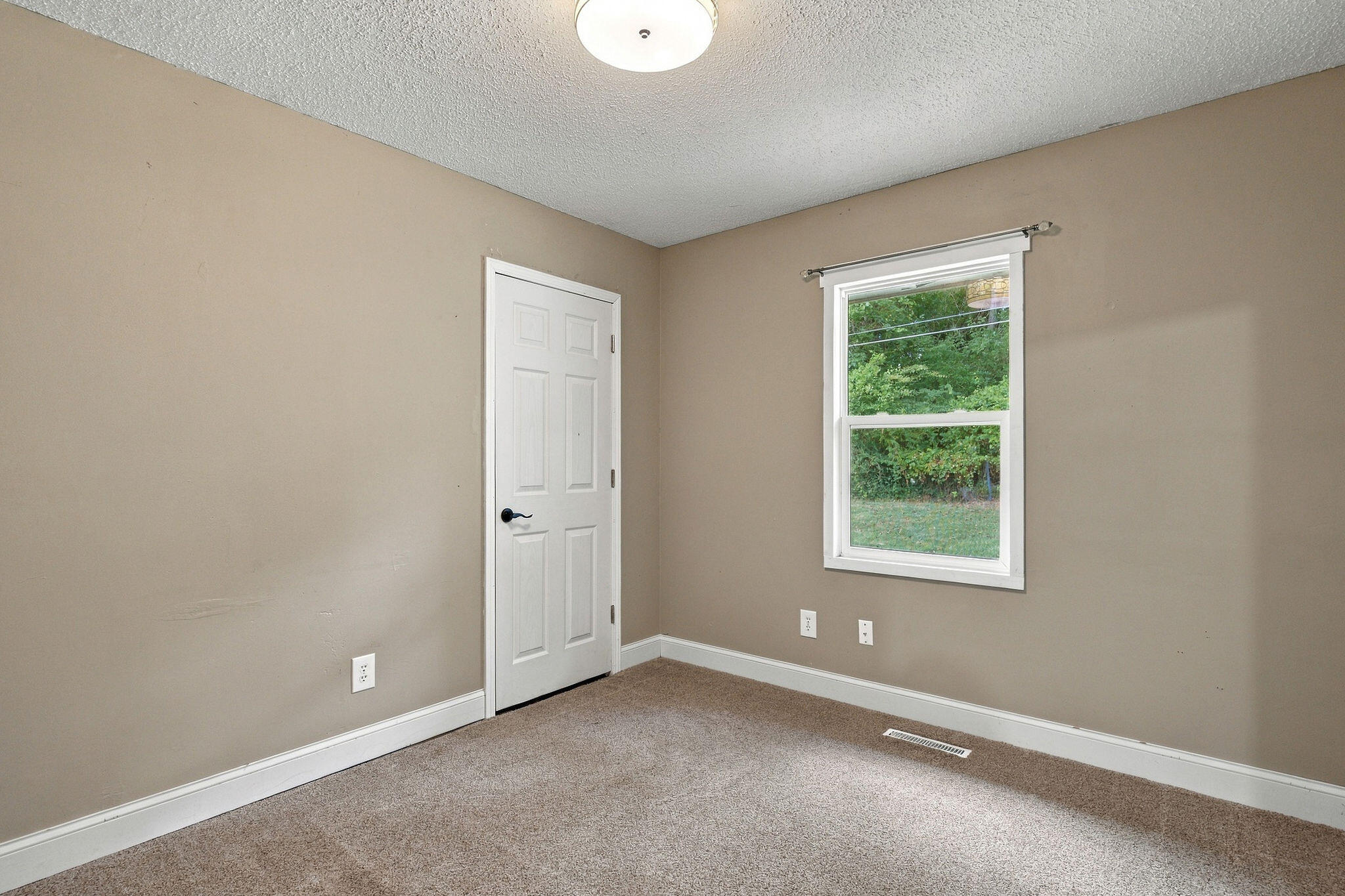 Photo 21 - Residential for sale – 3423 W El Castile Street  Springfield, MO