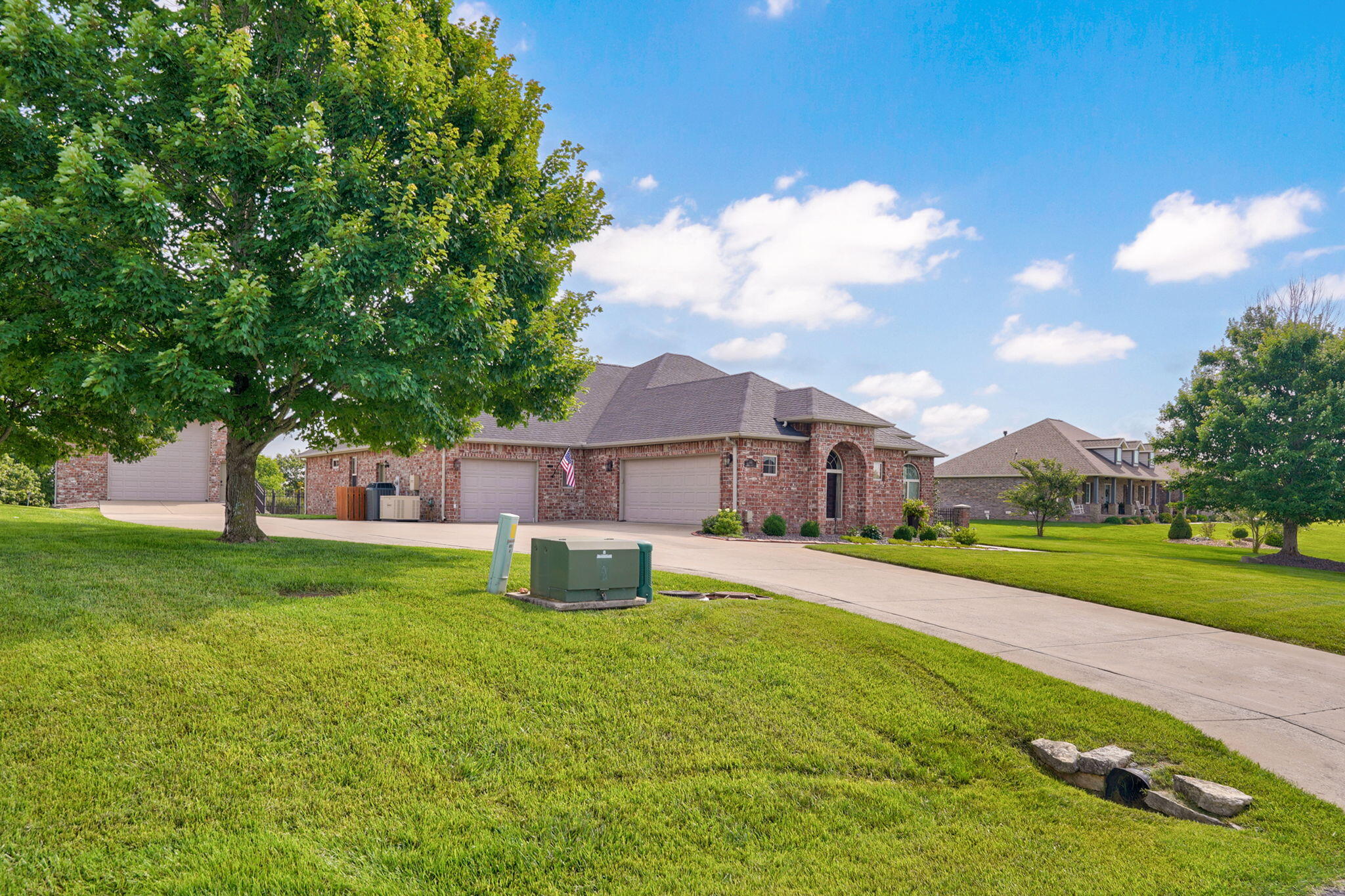 Photo 7 - Residential for sale – 332  Sunset Drive  Saddlebrooke, MO