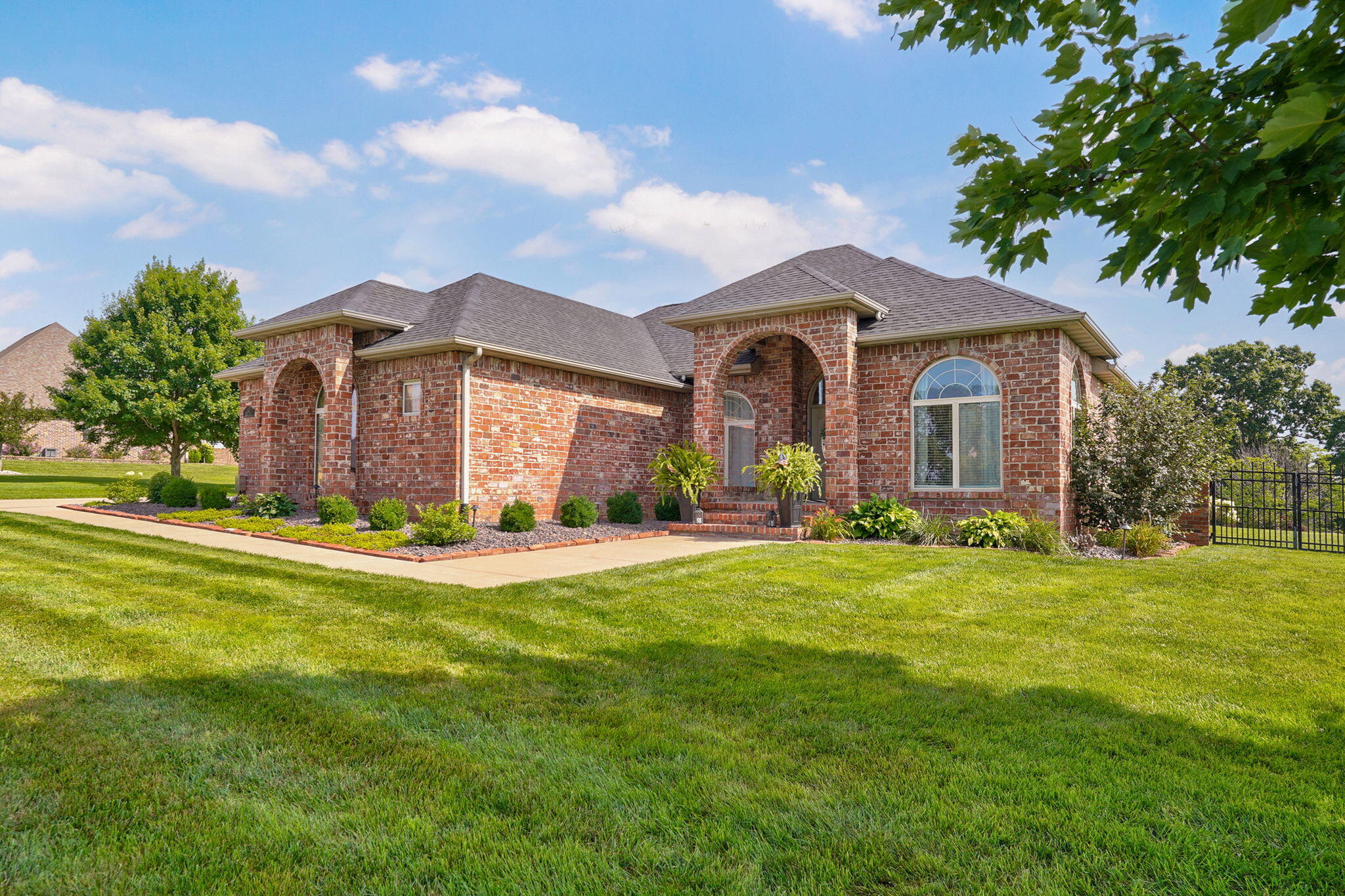 Photo 6 - Residential for sale – 332  Sunset Drive  Saddlebrooke, MO