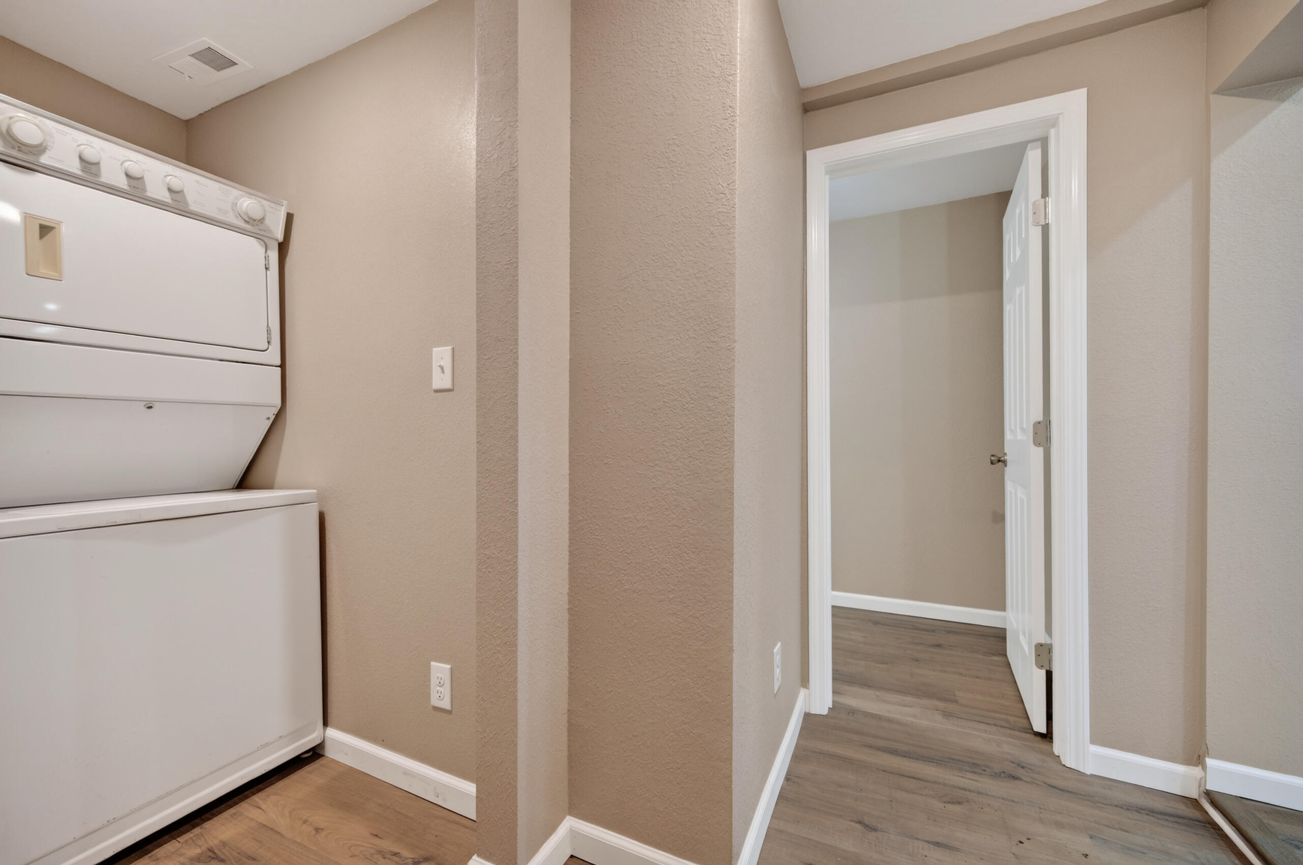 Photo 17 - Residential for sale – 645  Sarah Street  Lebanon, MO