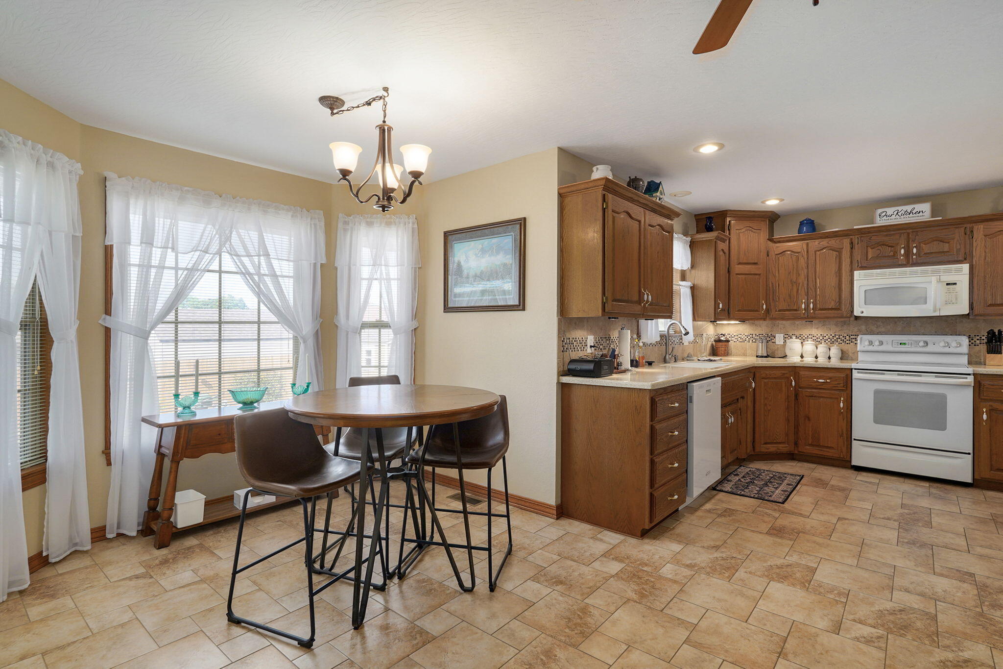 Photo 8 - Residential for sale – 3265 W Grandview Street  Springfield, MO