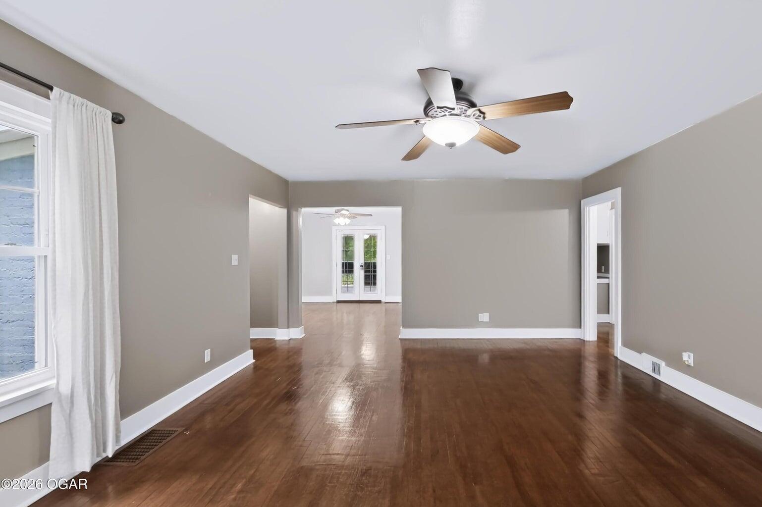 Photo 7 - Residential for sale – 507 W Hickory Street  Neosho, MO