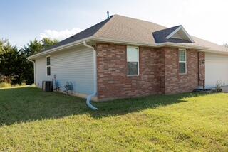Photo 6 - Residential for sale – 260  Towne Loop  Marshfield, MO