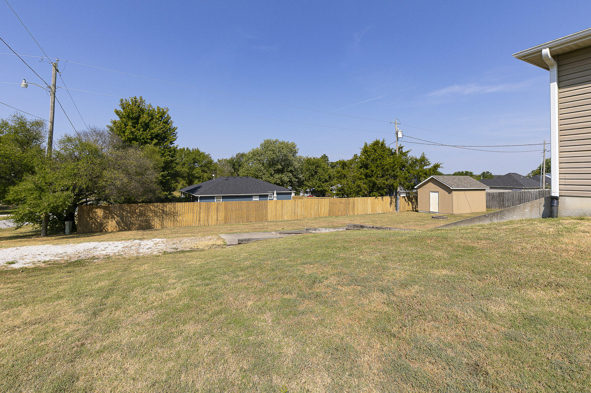 Photo 54 - Residential for sale – 511 N Russell Avenue  Bolivar, MO