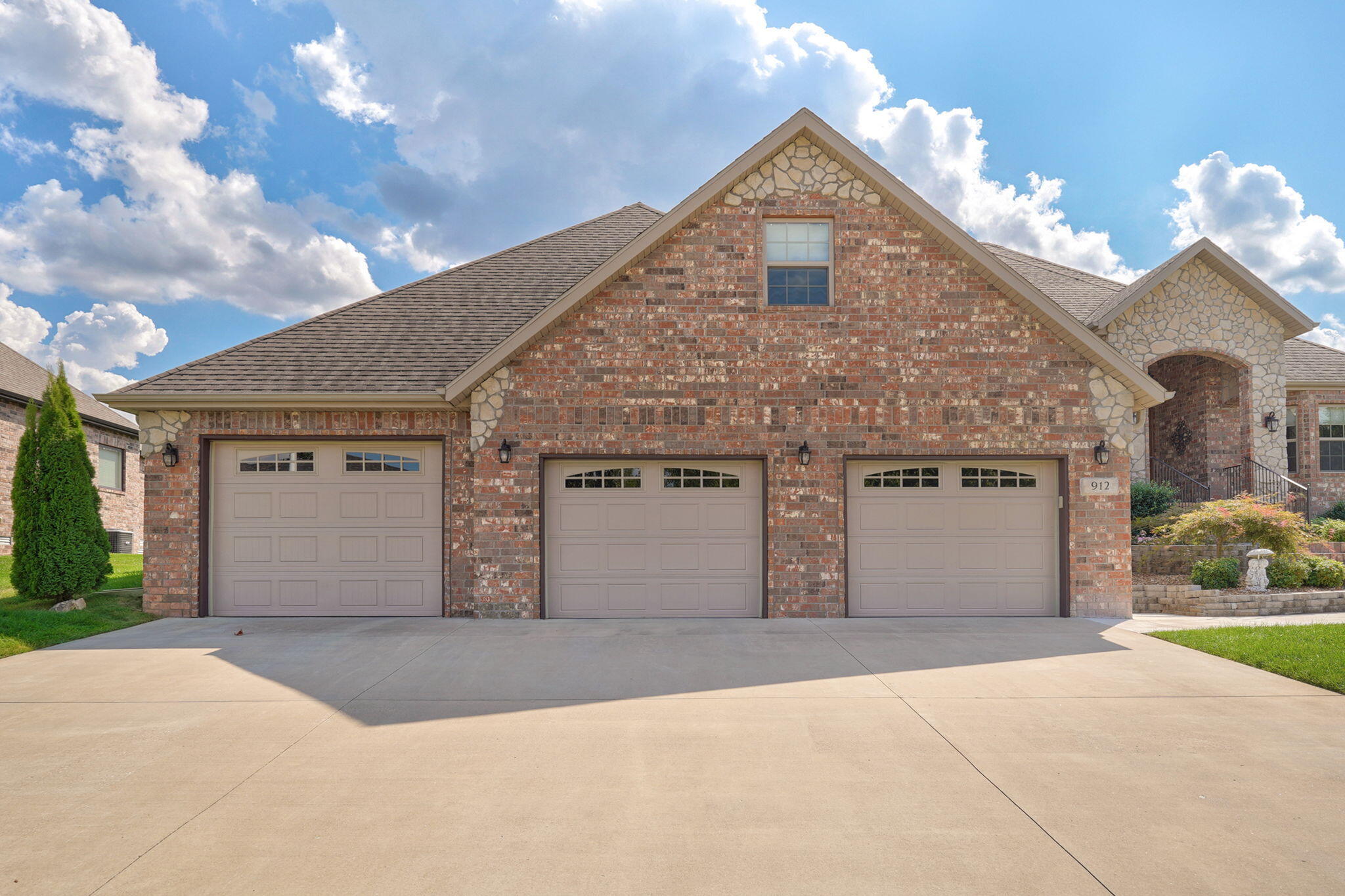 Photo 3 - Residential for sale – 912 W Sole Drive  Nixa, MO