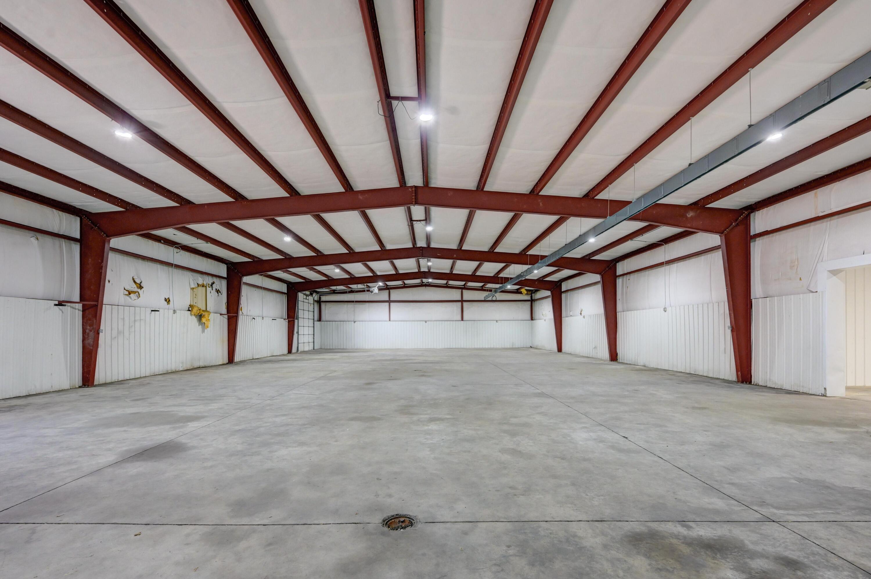 Photo 4 - Commercial Sale for sale – 860  Francis Drive  Neosho, MO