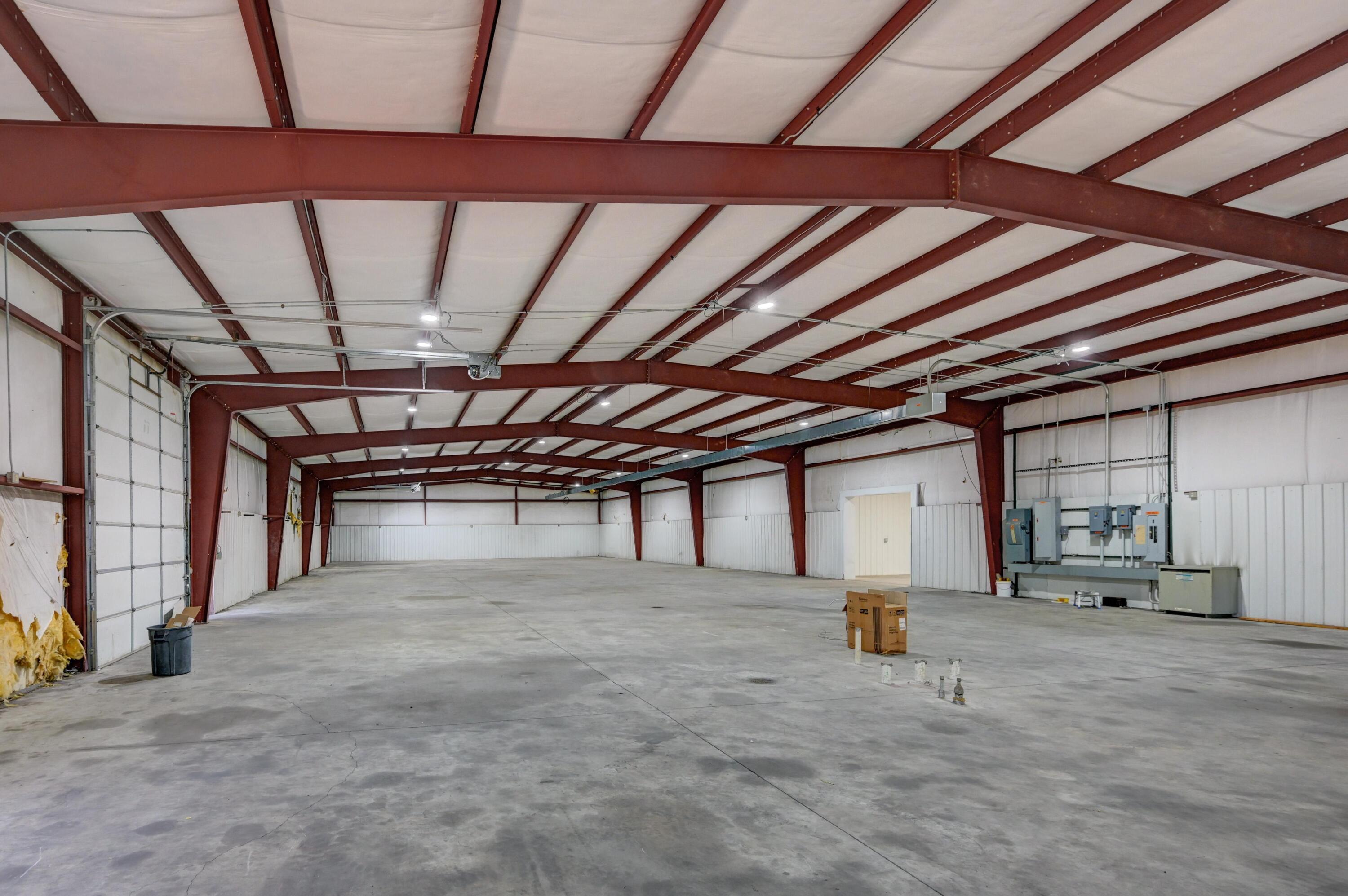 Photo 5 - Commercial Sale for sale – 860  Francis Drive  Neosho, MO