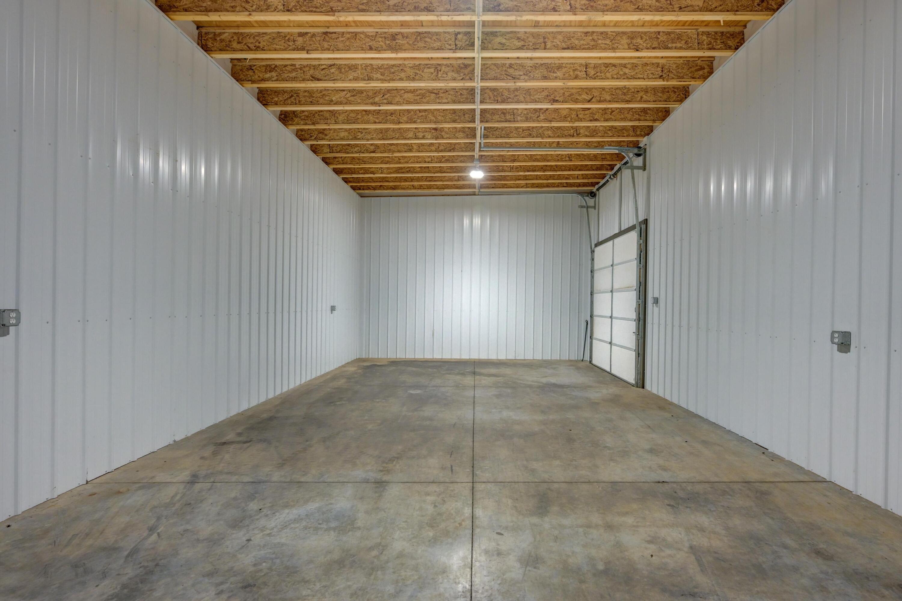 Photo 10 - Commercial Sale for sale – 860  Francis Drive  Neosho, MO