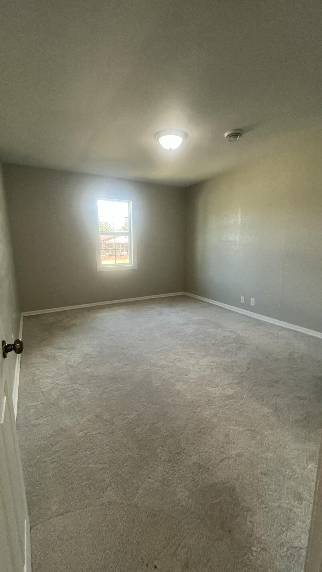 Photo 10 - Residential for sale – 905 S Griffith Avenue  Aurora, MO