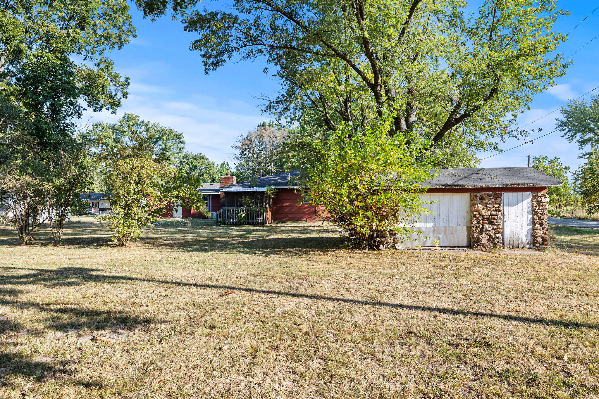 Photo 3 - Residential for sale – 511 E 14th Street  Lockwood, MO