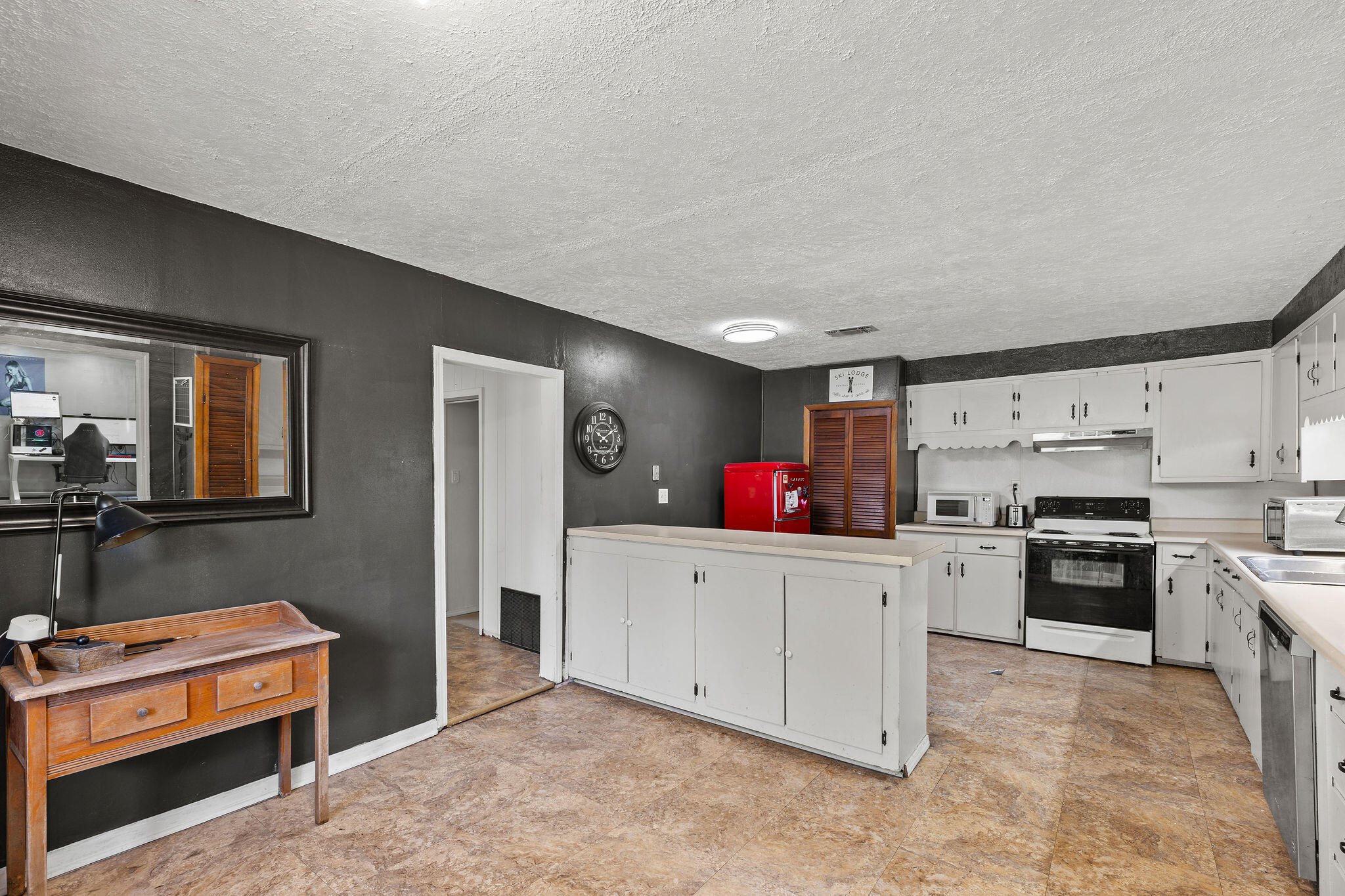 Photo 14 - Residential for sale – 511 E 14th Street  Lockwood, MO