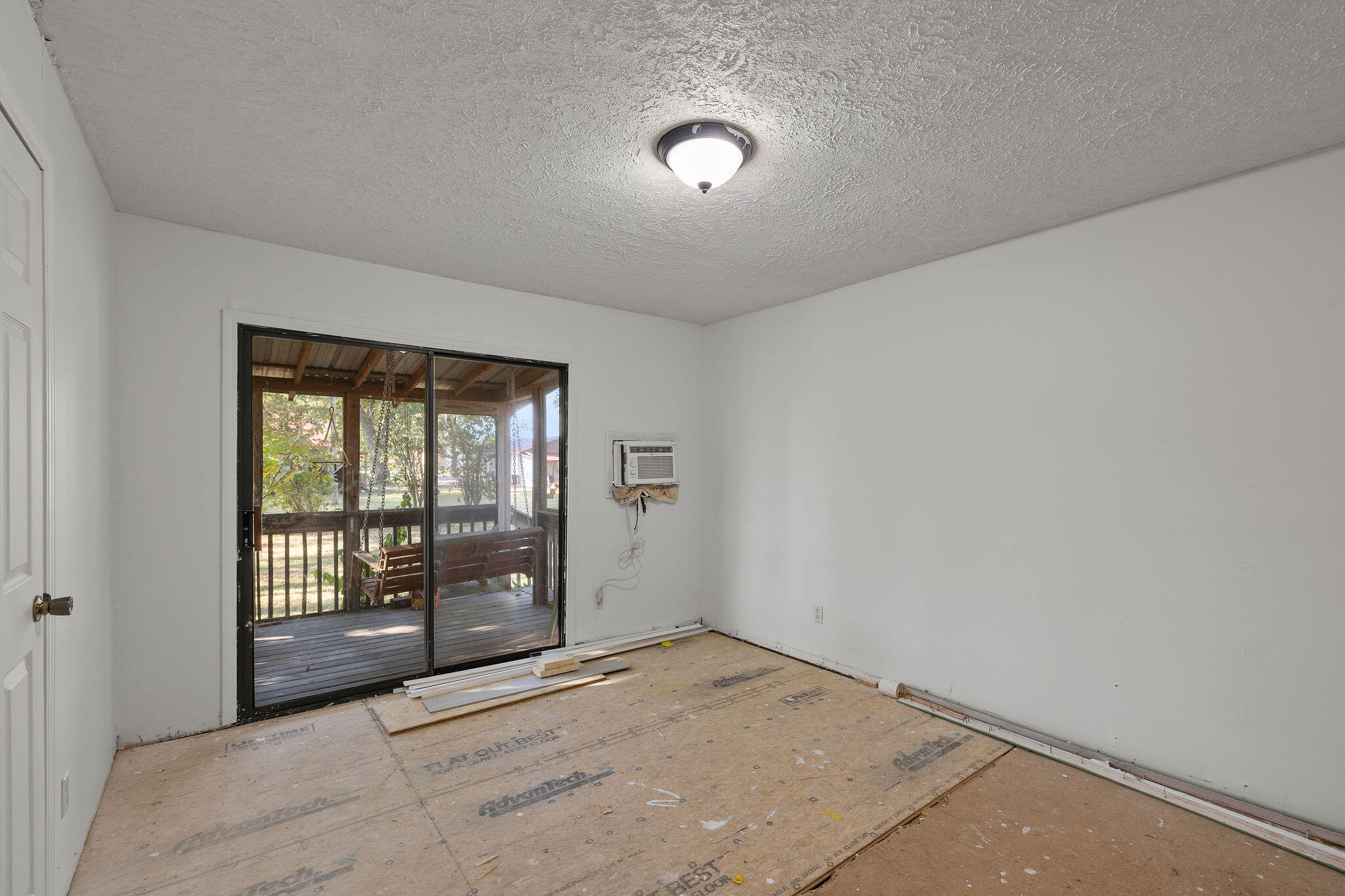 Photo 35 - Residential for sale – 511 E 14th Street  Lockwood, MO