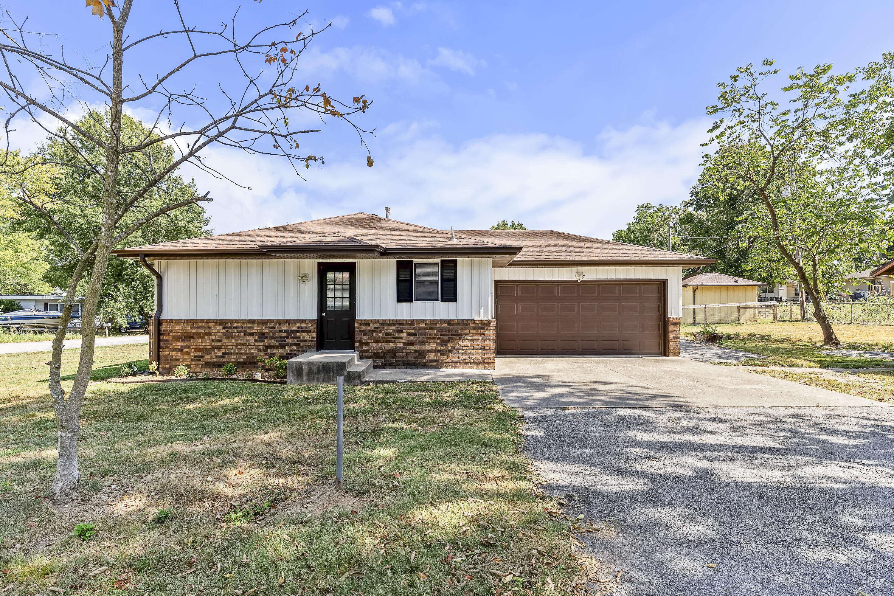 Photo 25 - Residential for sale – 400 E Elm Street  Nixa, MO
