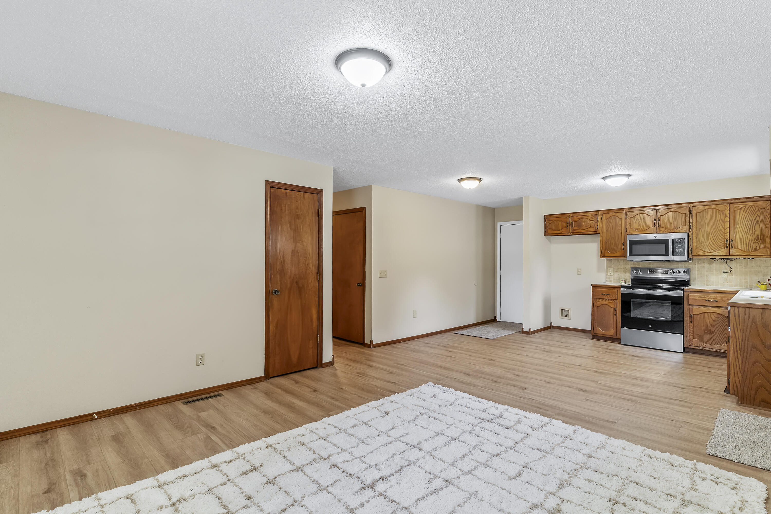 Photo 7 - Residential for sale – 400 E Elm Street  Nixa, MO