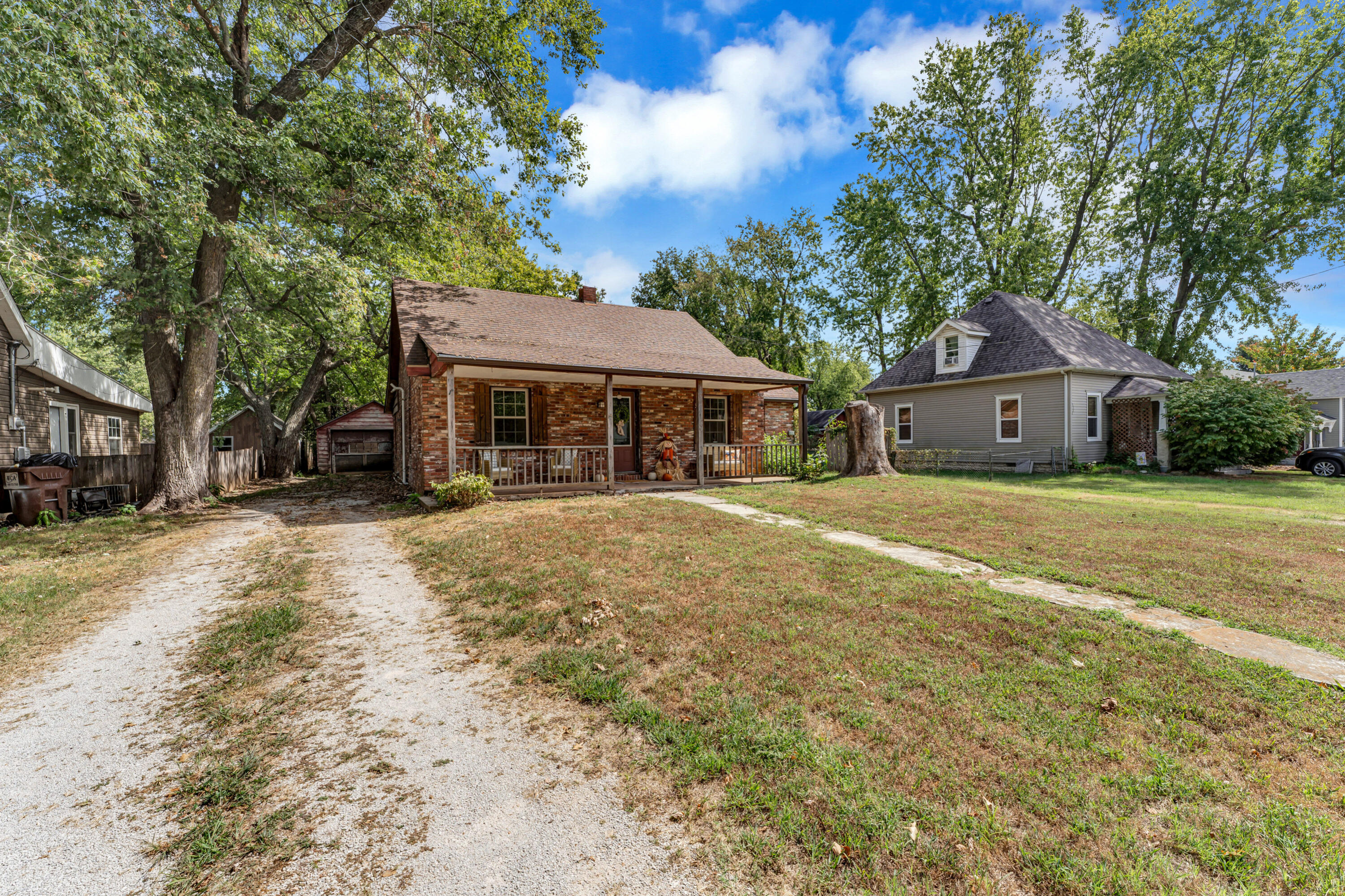 Photo 2 - Residential for sale – 310 S Main Street  Willard, MO
