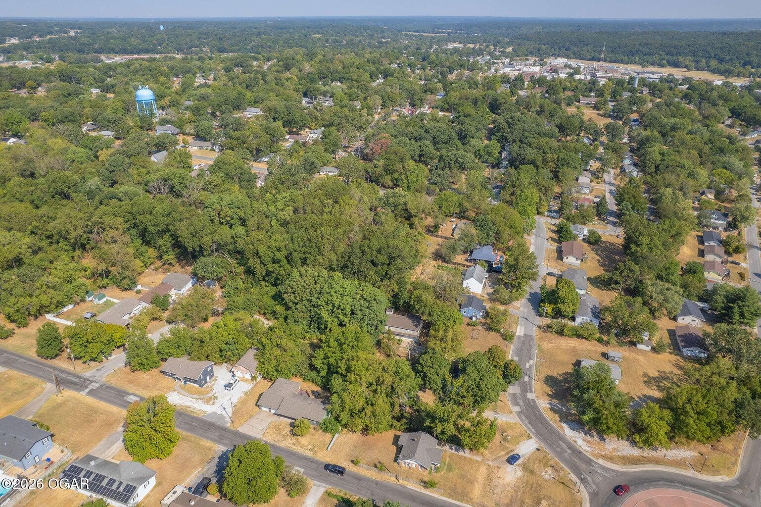 Photo 37 - Residential for sale – 104 W South Street  Neosho, MO
