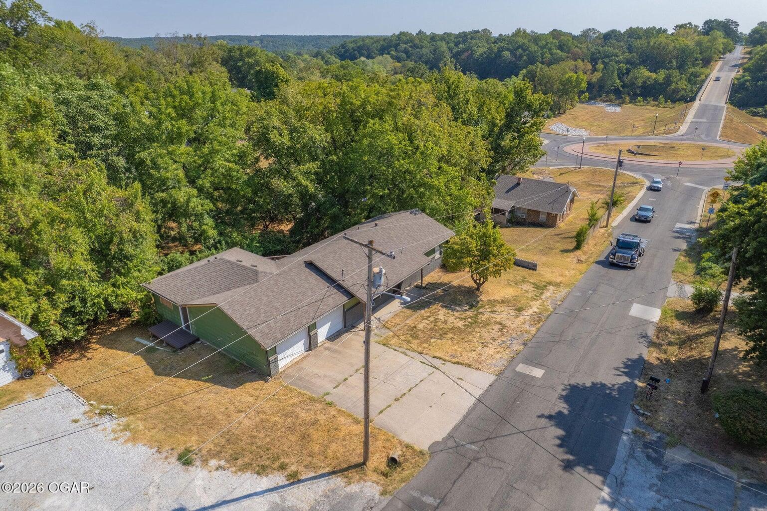 Photo 34 - Residential for sale – 104 W South Street  Neosho, MO