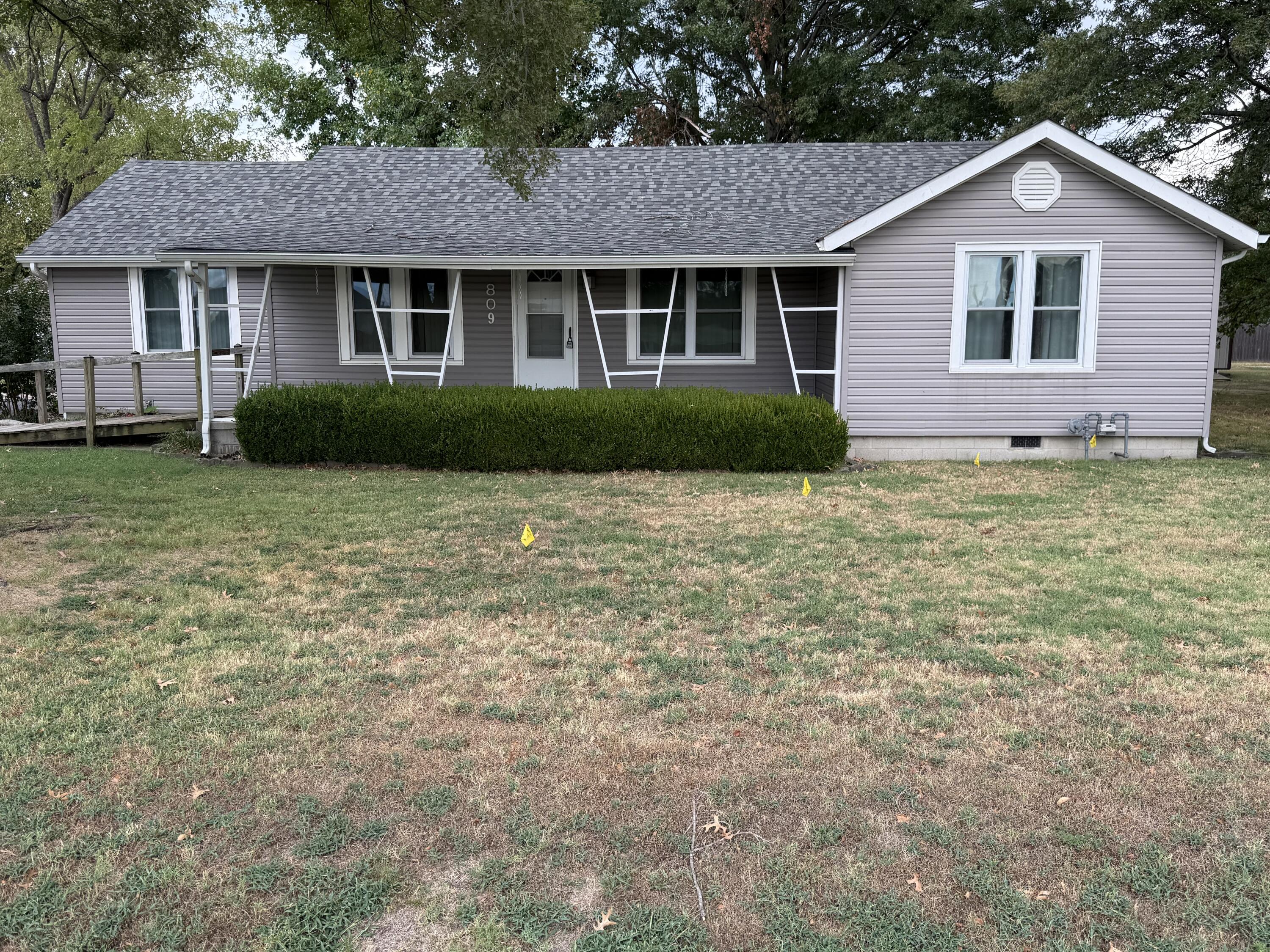 Photo 3 - Residential for sale – 809  Irwin Street  Duenweg, MO