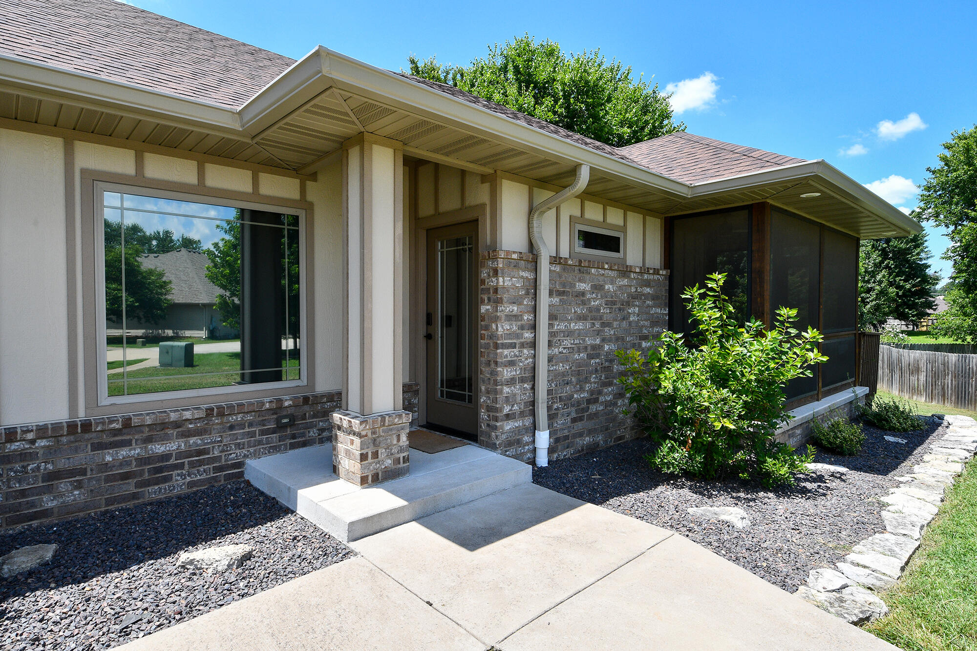 Photo 6 - Residential for sale – 3193 W Grandview Street  Springfield, MO