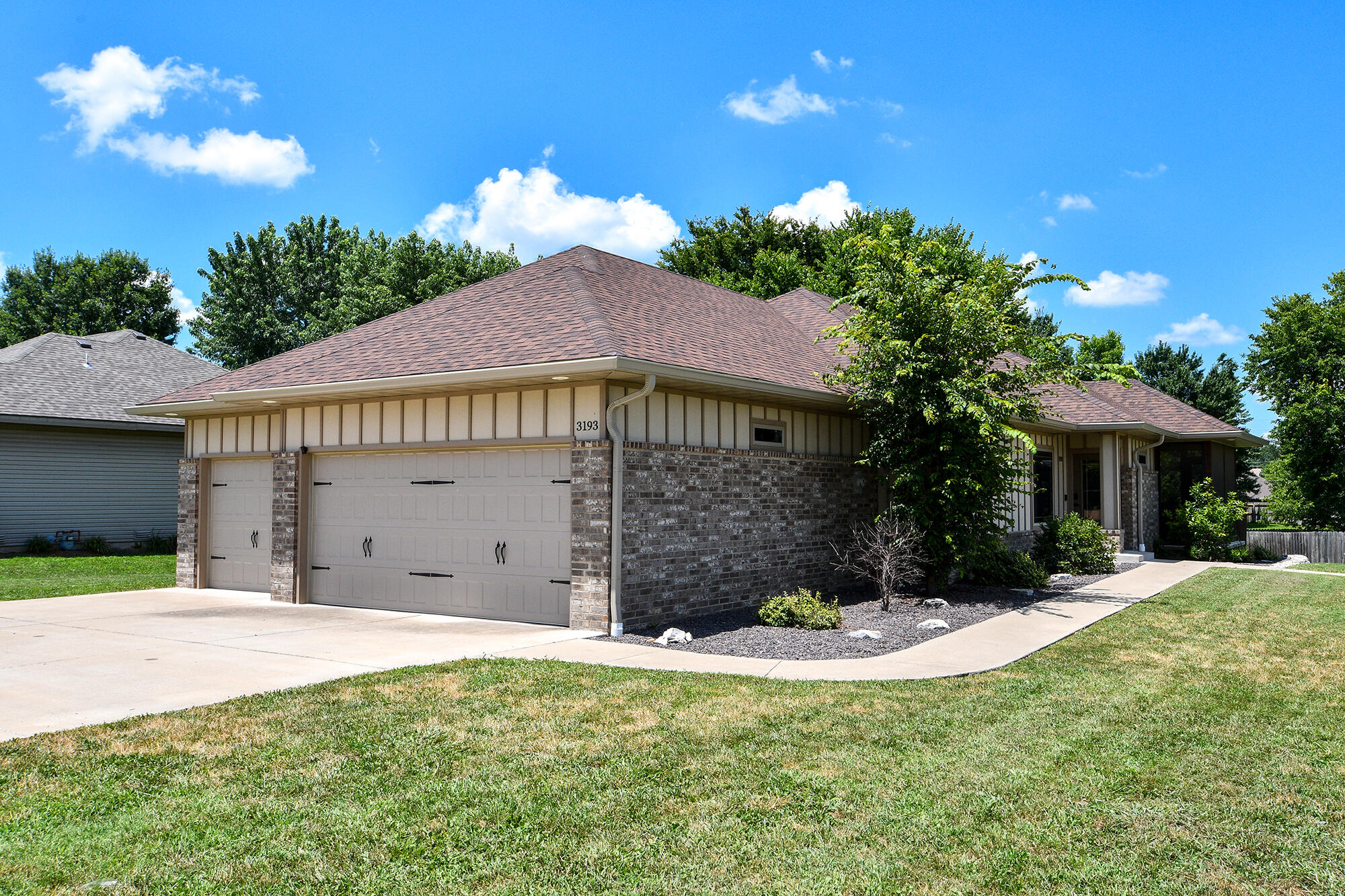 Photo 4 - Residential for sale – 3193 W Grandview Street  Springfield, MO