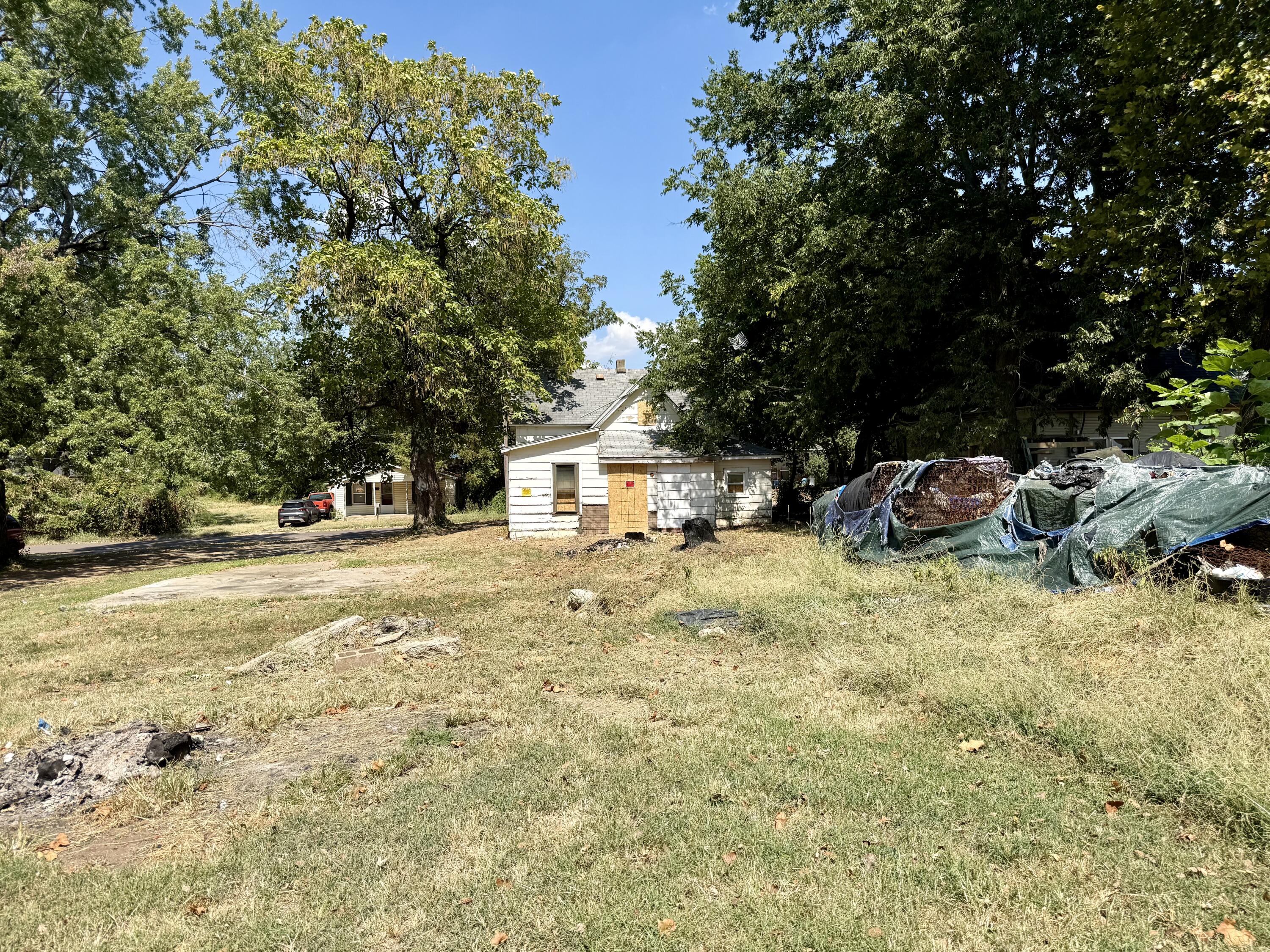 Photo 5 - Residential for sale – 213  Pearl Street  Monett, MO