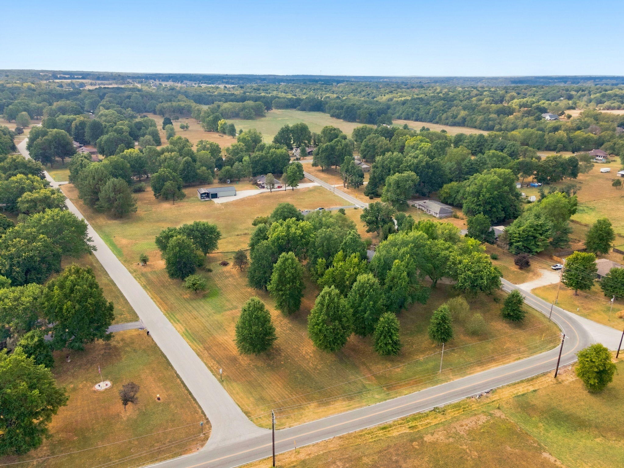 Photo 43 - Residential for sale – 4274 N Farm Road 101   Springfield, MO