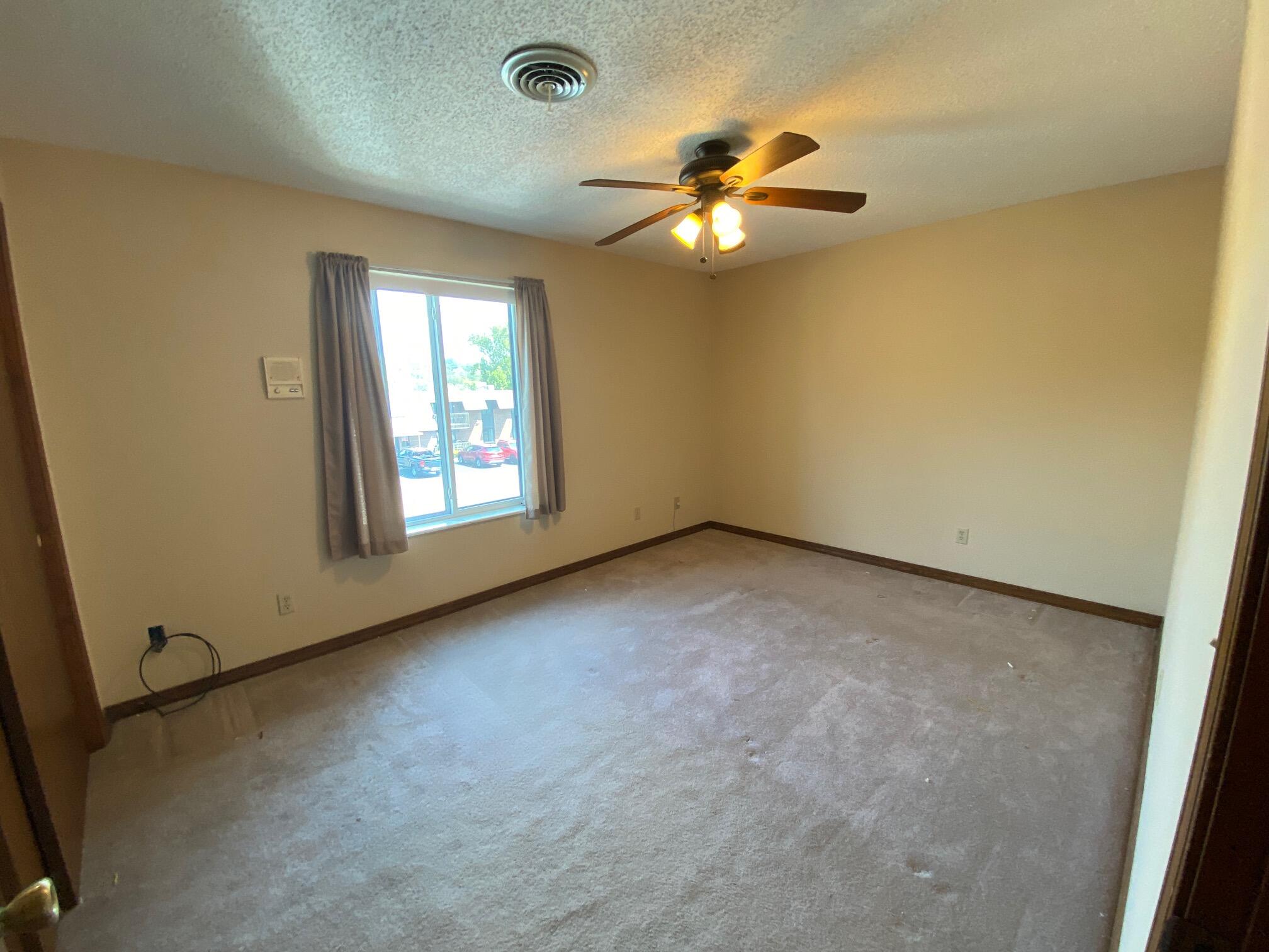 Photo 13 - Residential for sale – 140  Wilshire Drive  Hollister, MO