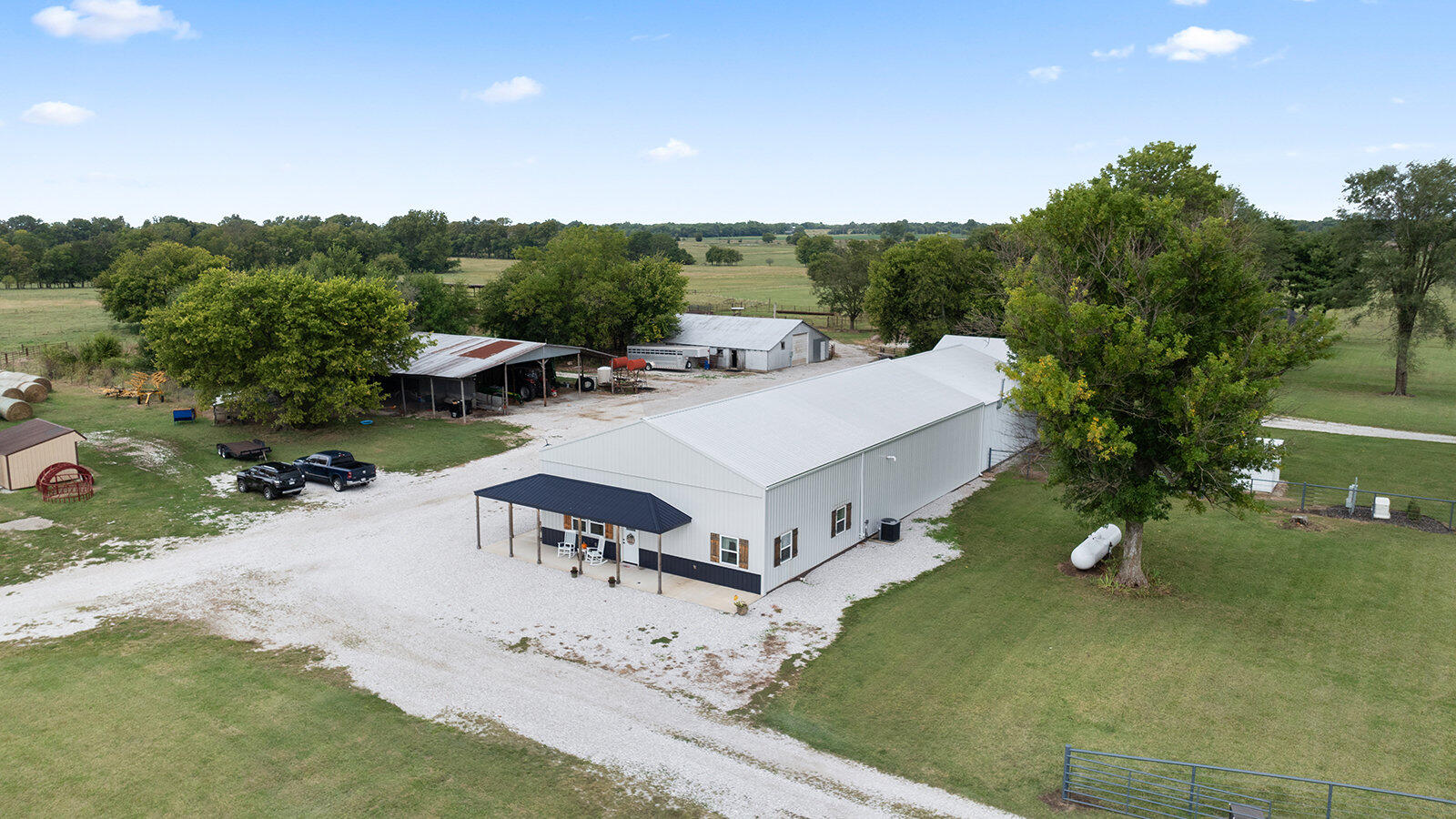 Photo 3 - Residential for sale – 3501  State Highway 37   Reeds, MO
