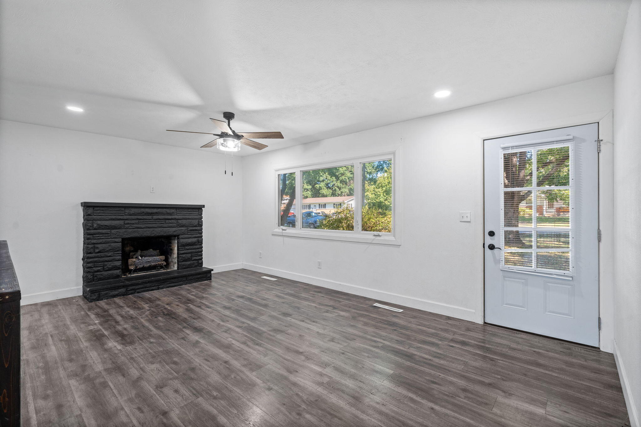 Photo 8 - Residential for sale – 3138 W Crestview Street  Springfield, MO