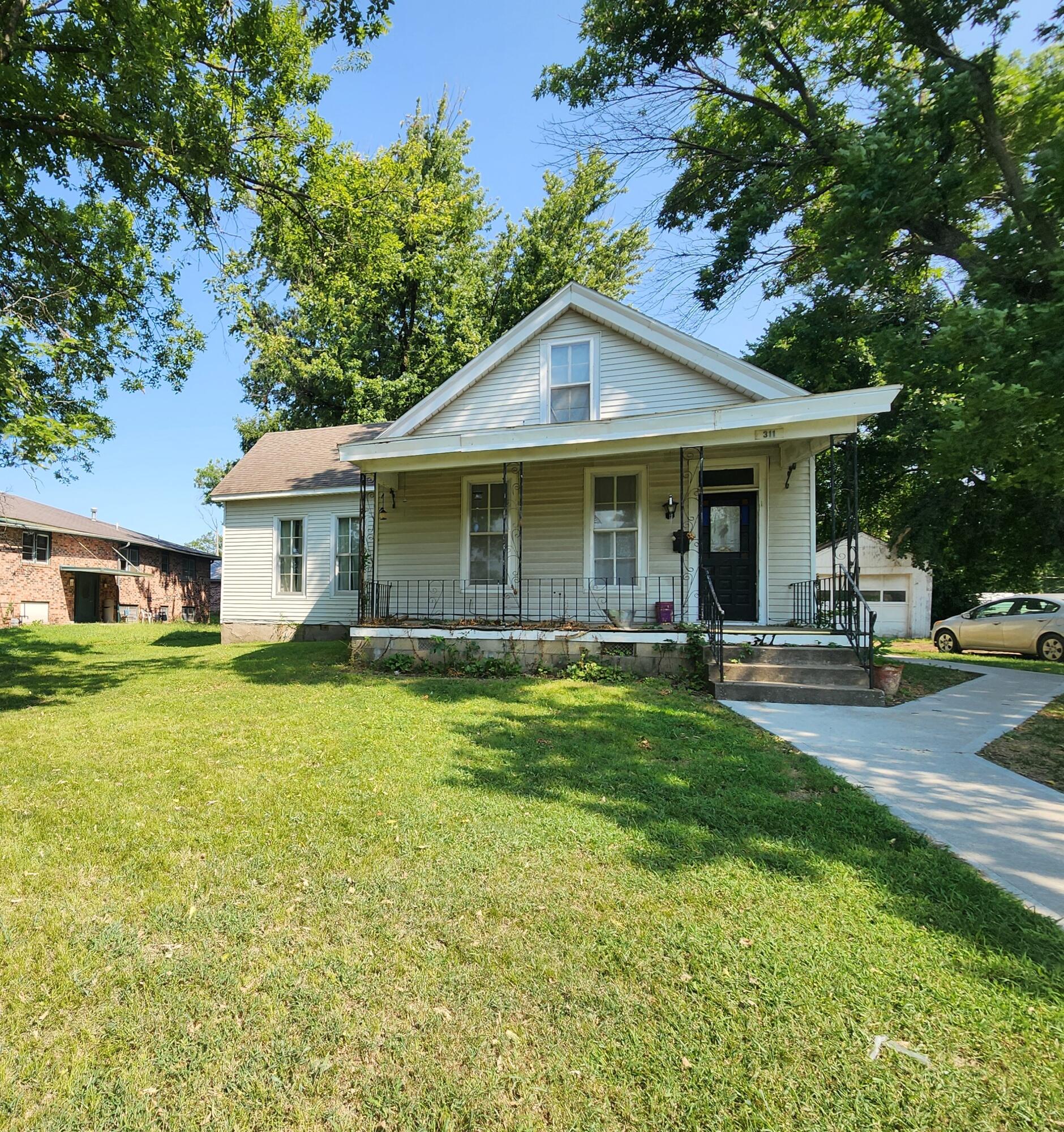 Residential for sale – 311 E Franklin Street Clinton, MO