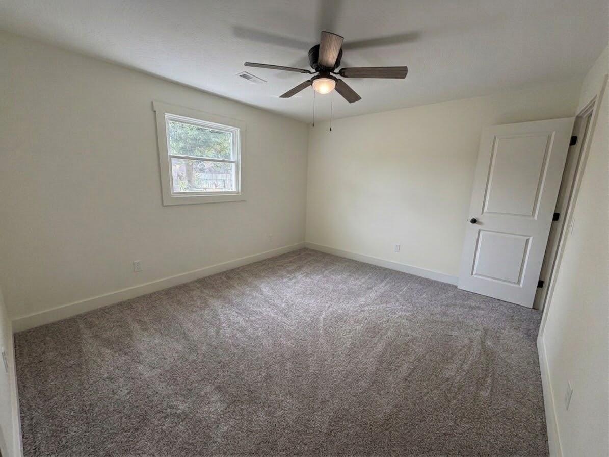 Photo 8 - Residential for sale – 611 S Ohio   Marionville, MO