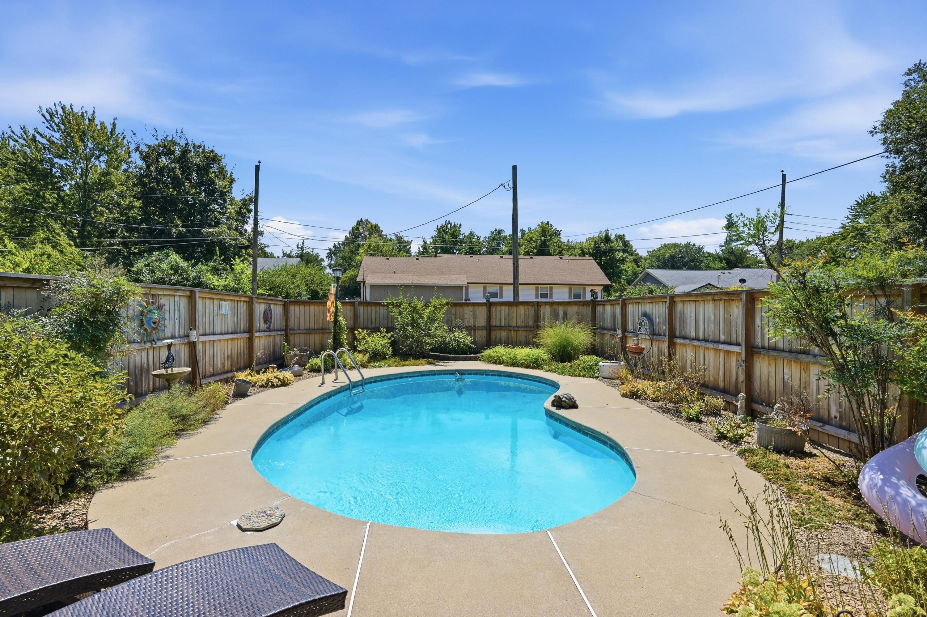 Photo 34 - Residential for sale – 1028  Southern Hills Avenue  Carthage, MO