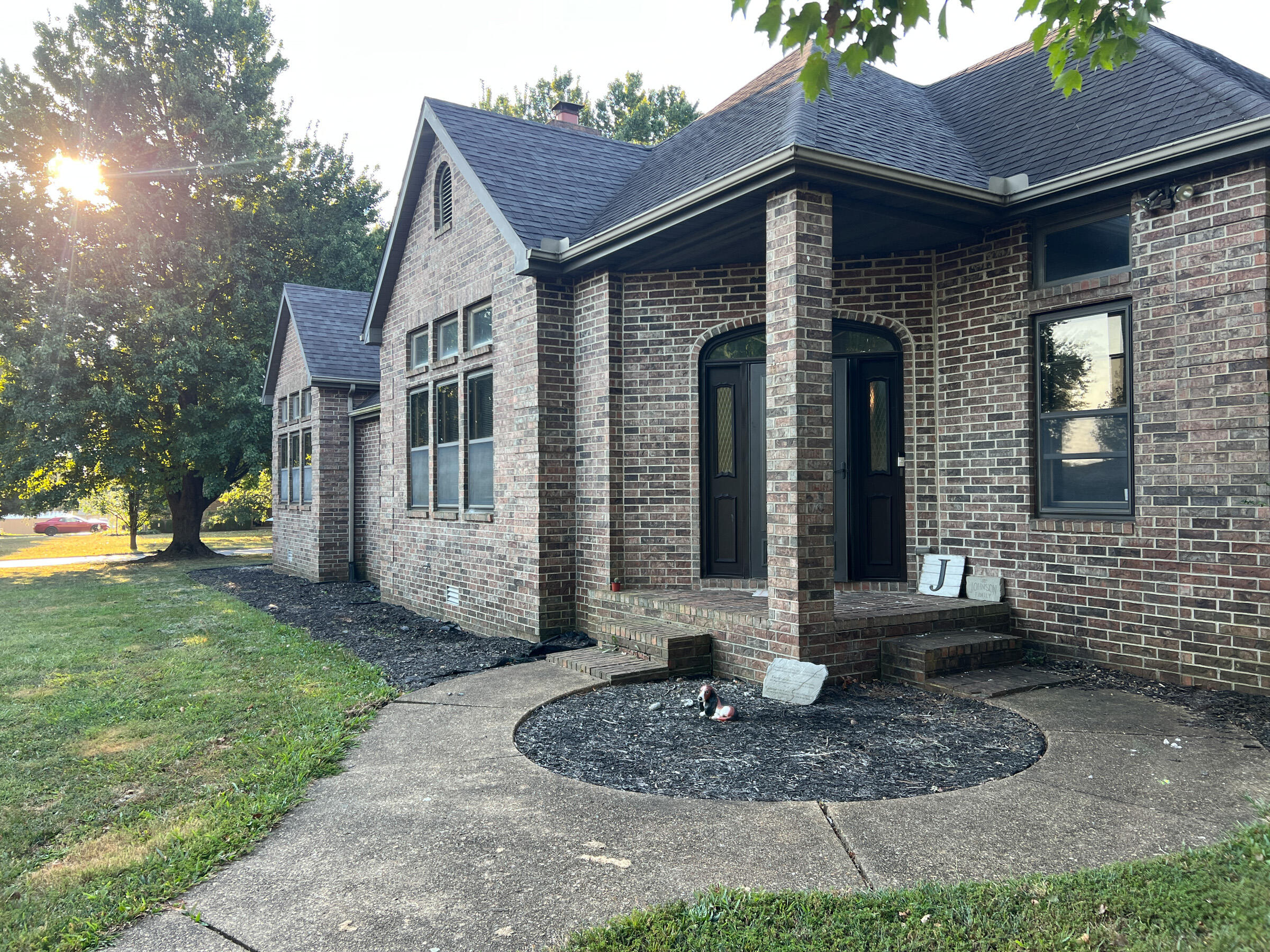 Photo 3 - Residential for sale – 1302 E 13th Street  Mountain Grove, MO