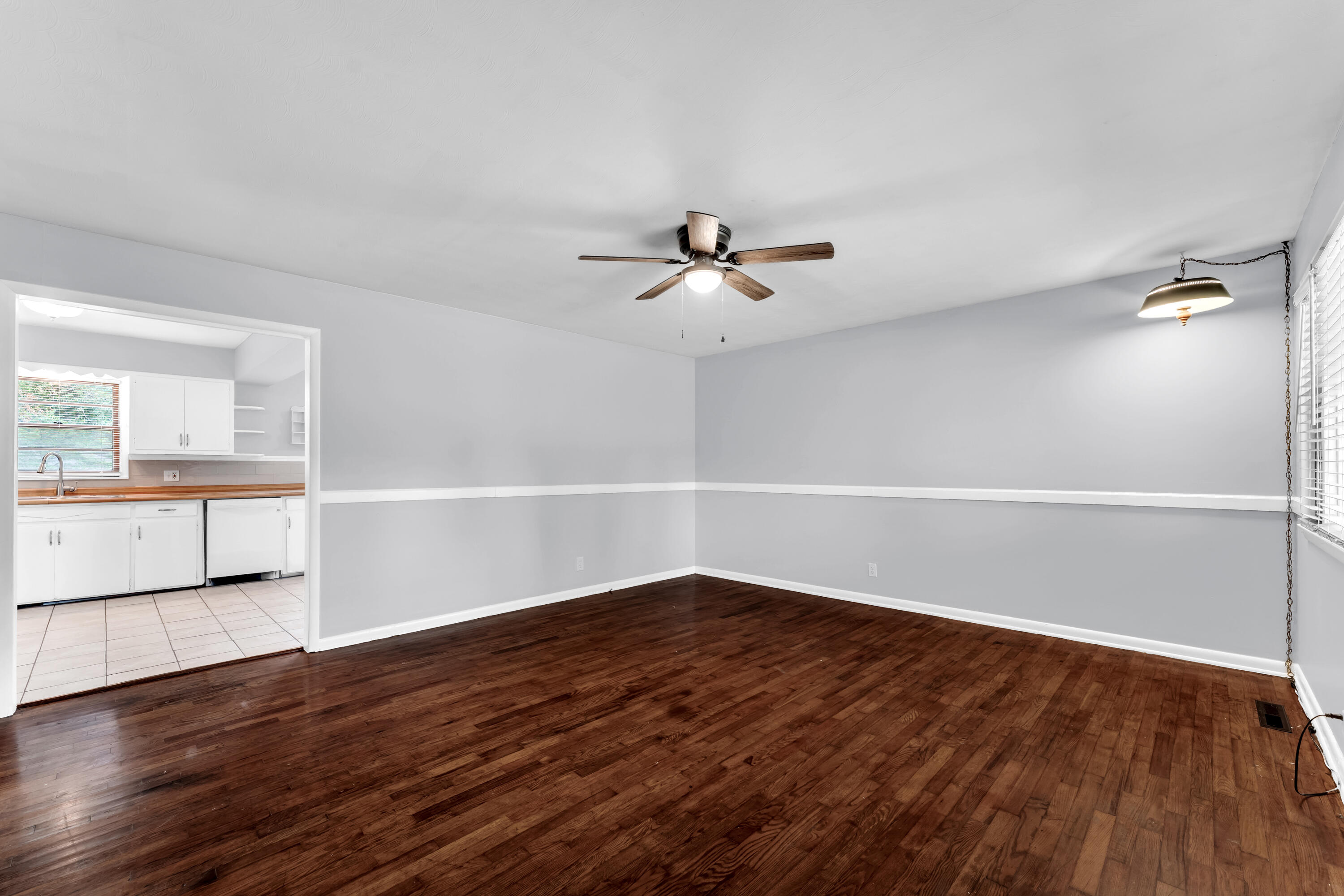 Photo 7 - Residential for sale – 2643 E Belmont Street  Springfield, MO